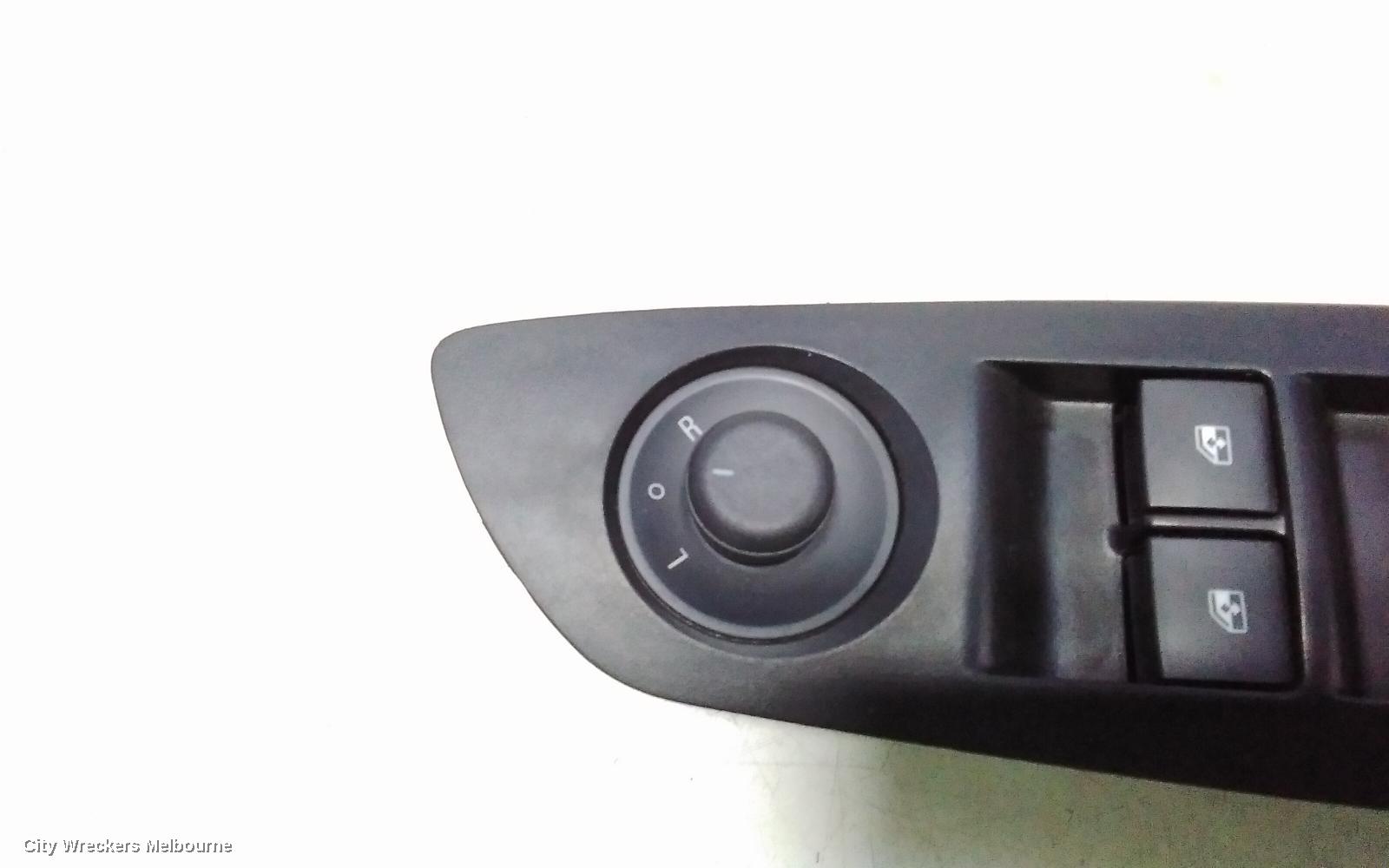 HOLDEN TRAX PWR DR WIND SWITCH, RH FRONT (MASTER SWITCH), SQUARE STYLE PLUG, TJ SERIES, 09/2016 - 12/2020
