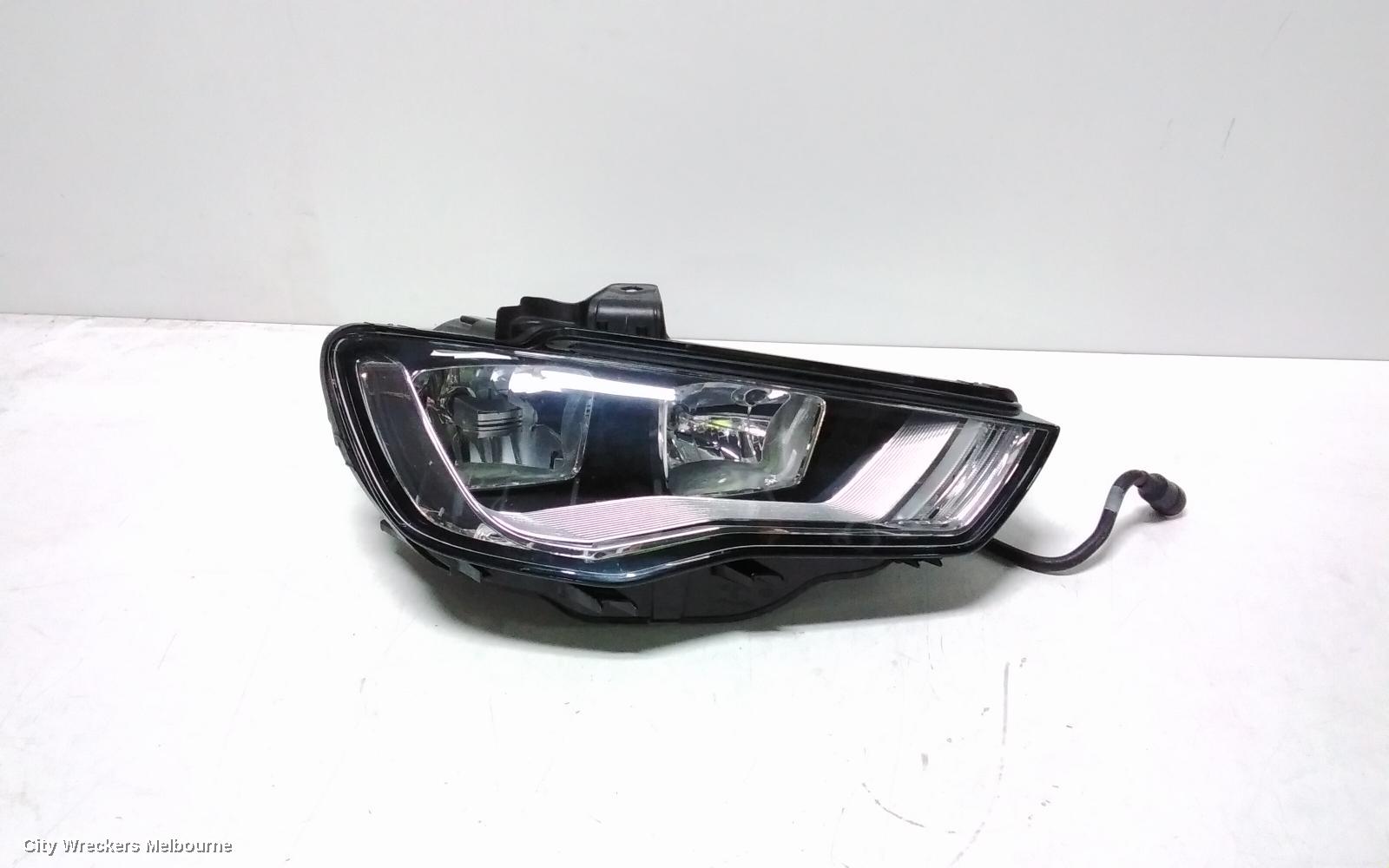 AUDI A3 RIGHT HEADLAMP, 8V, HATCH/SEDAN/CABRIO, HALOGEN TYPE, 03/2013 - 08/2016