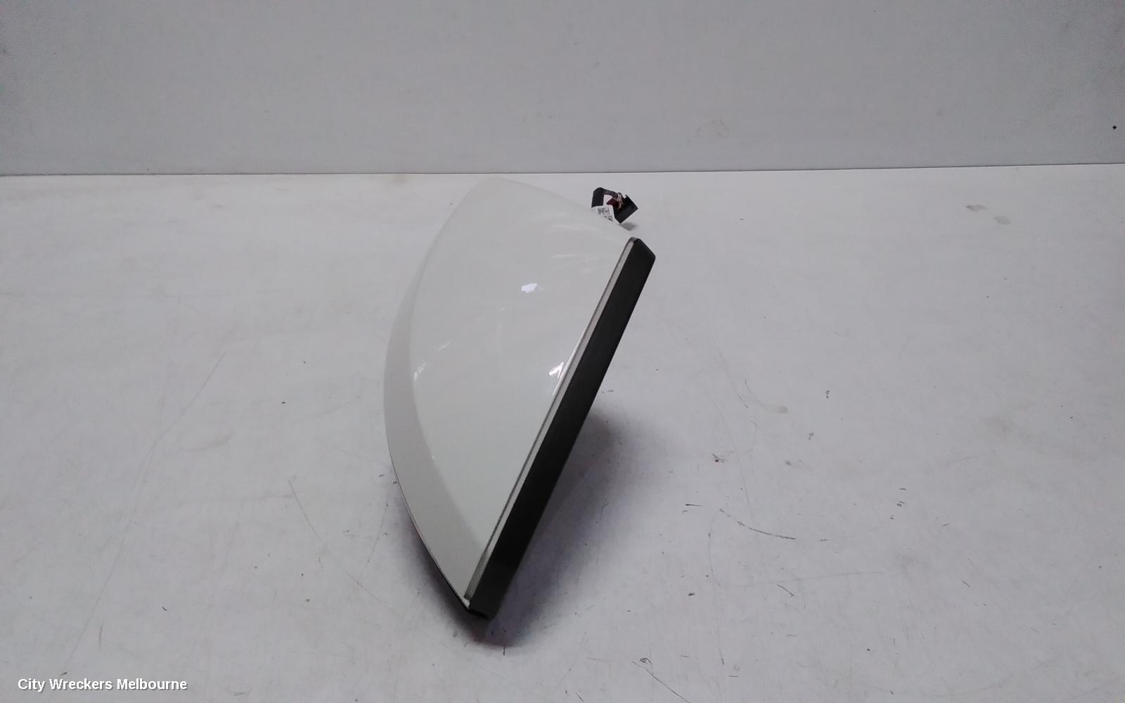 AUDI A3 LEFT DOOR MIRROR, 8V, A3, SEDAN, MANUAL FOLD, NON LANE CHANGE ASSIST TYPE (6XC/7Y0), 11/2013 - 10/2020