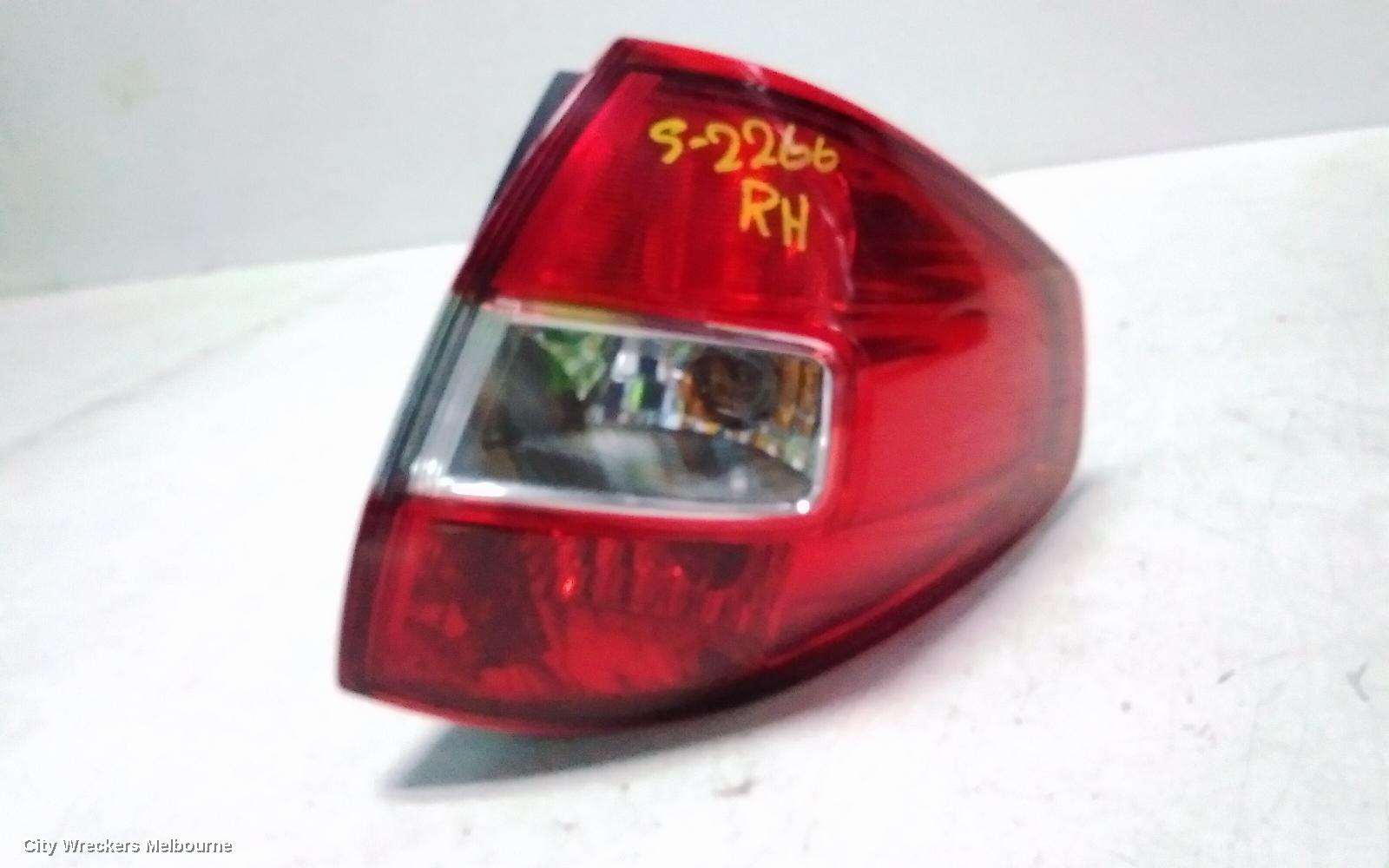 RENAULT KALEOS RIGHT TAILLIGHT, H45, 09/2008 - 04/2016