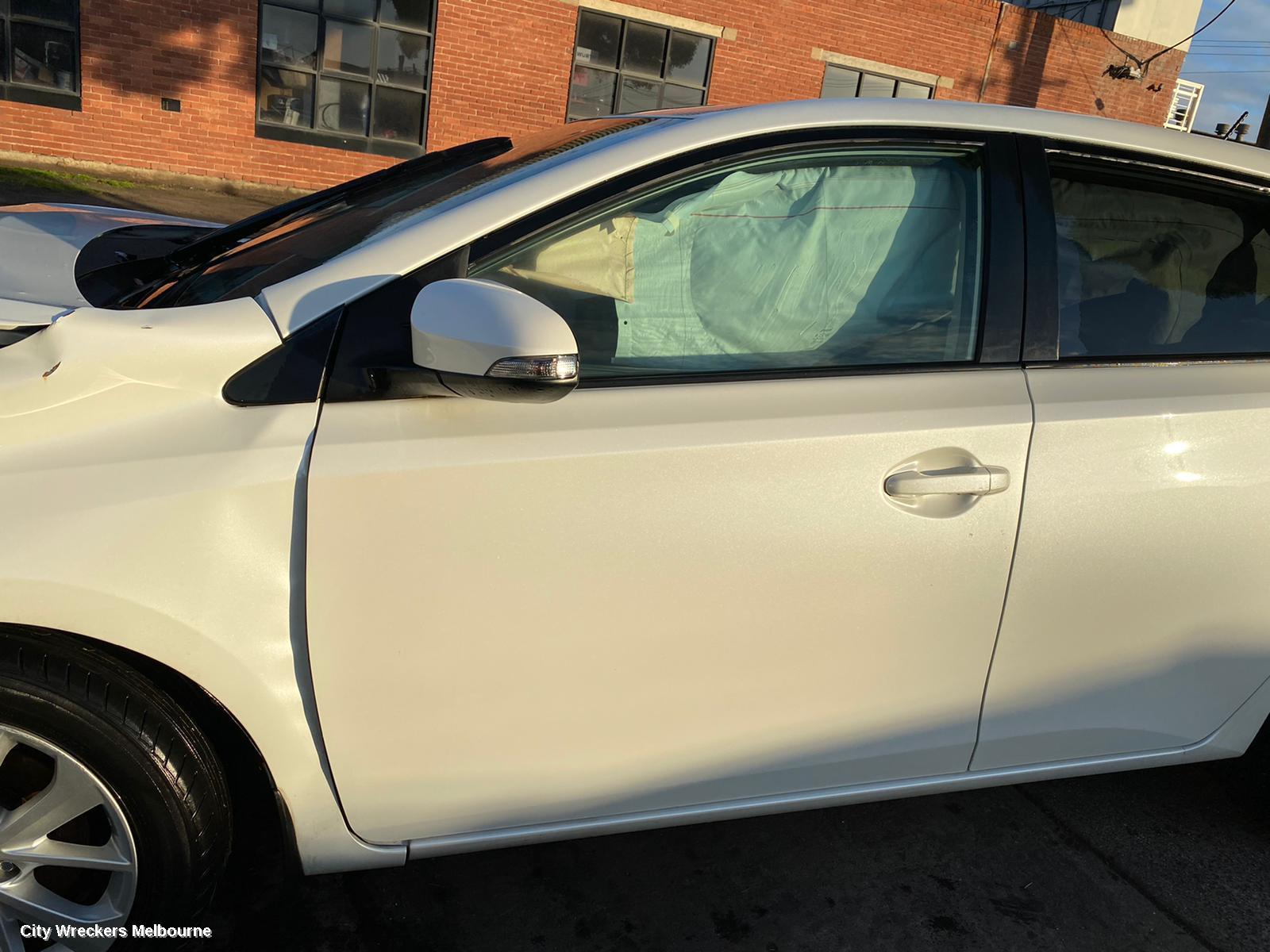 TOYOTA COROLLA DOOR/BOOT/GATE LOCK, RIGHT FRONT DOOR LOCK, ZRE182R, 10/2012 - 06/2018