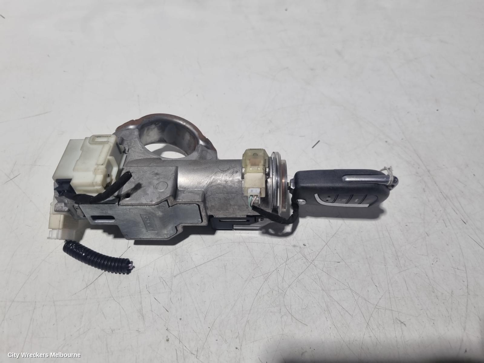 TOYOTA CAMRY IGNITION W/ KEY, XV70, 09/2017 - 05/2024