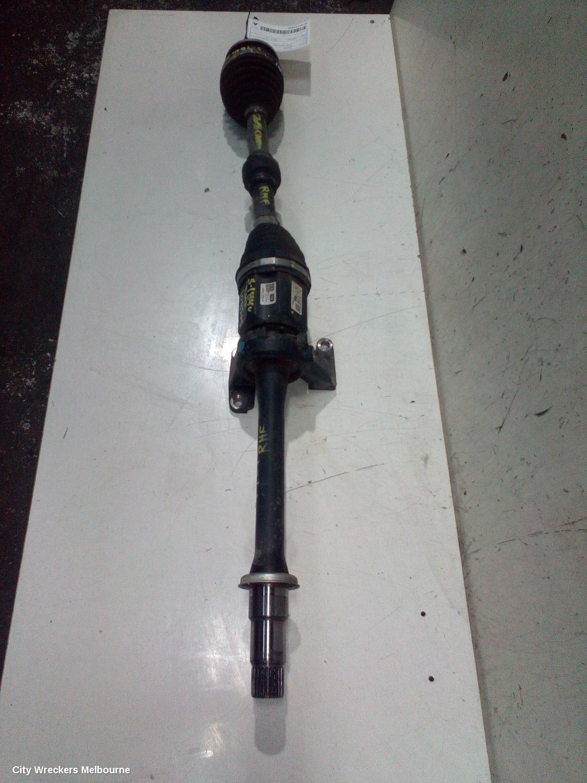 TOYOTA CAMRY RIGHT DRIVESHAFT, XV70, FRONT, AUTO T/M, PETROL, 2.5, 2AR-FE, 09/2017 - 01/2021