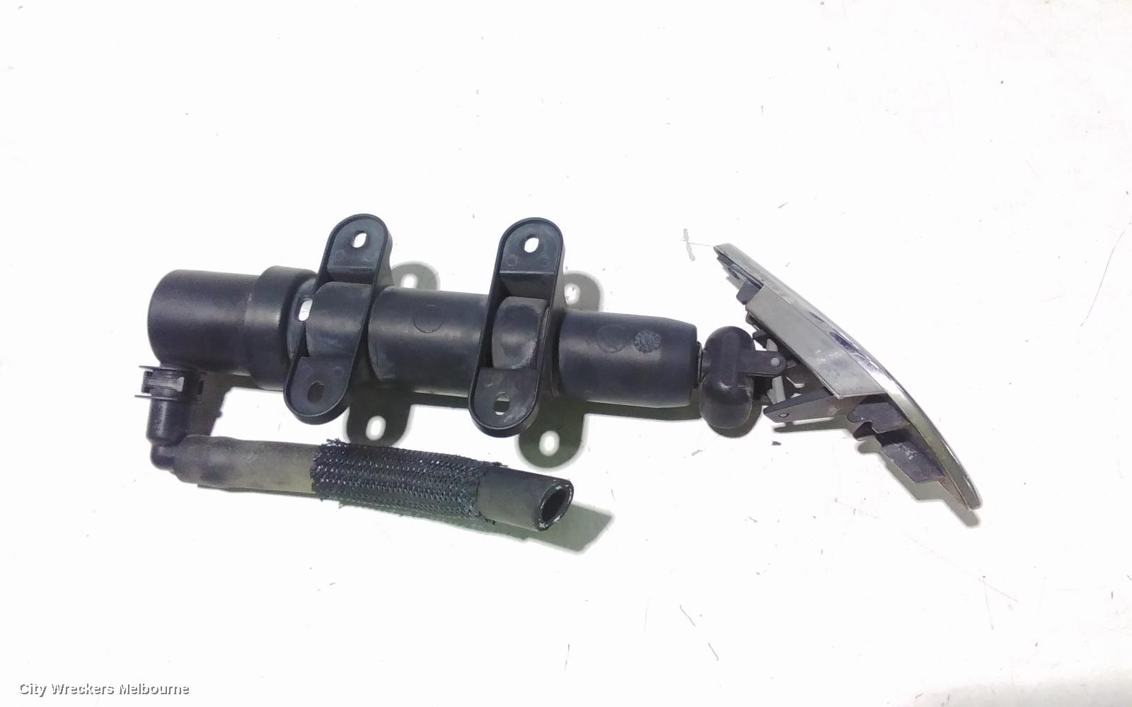 SKODA SUPERB WASHER JET, 3T 03/2009 - 12/2015