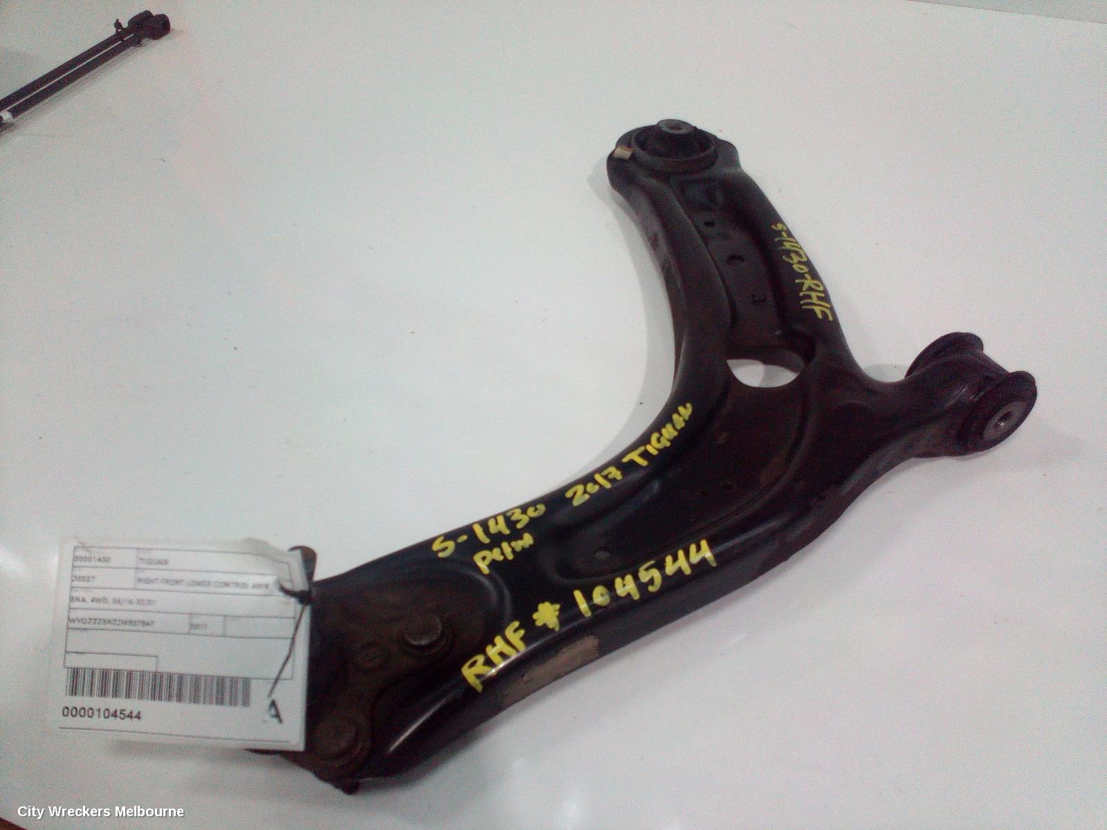 VOLKSWAGEN TIGUAN RIGHT FRONT LOWER CONTROL ARM, 5NA, 4WD, 06/2016 - 02/2021