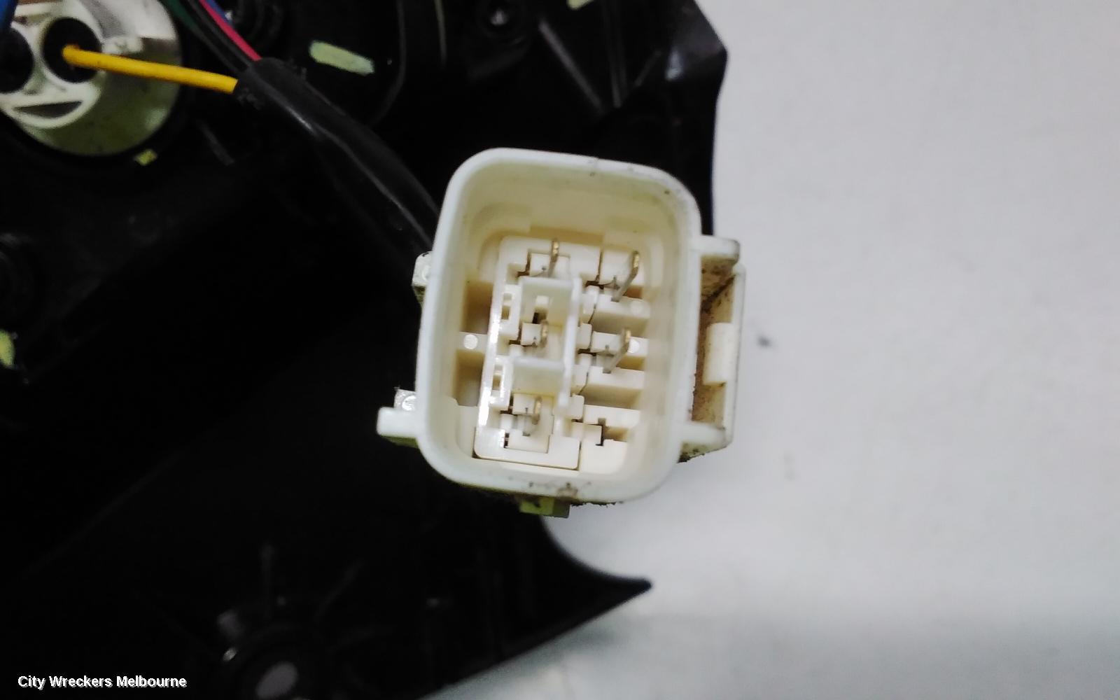MG MG3 LEFT TAILLIGHT, SZP1, IN BODY, CLEAR ON BOTTOM, 06/2018 ONWARDS