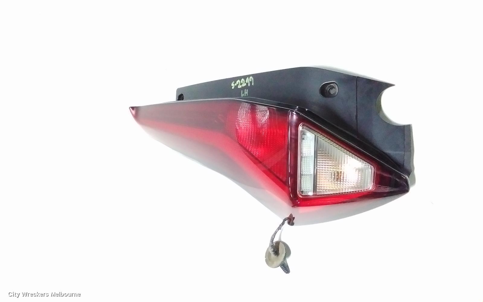 MG MG3 LEFT TAILLIGHT, SZP1, IN BODY, CLEAR ON BOTTOM, 06/2018 ONWARDS
