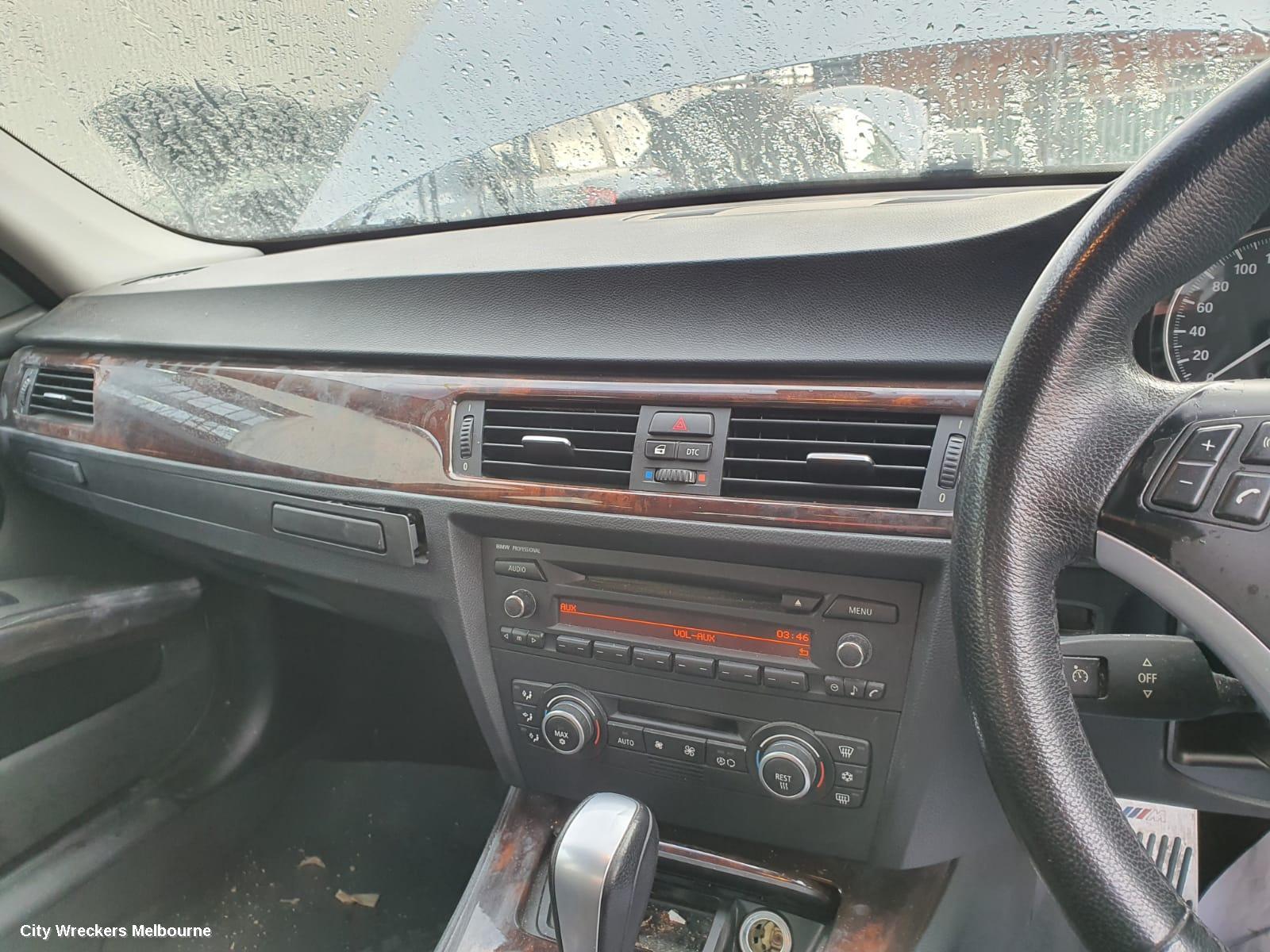 BMW 3 SERIES RIGHT INDICATOR/FOG/SIDE, BUMPER FOGLAMP, E90/E91, SEDAN/WAGON, NON M SPORT TYPE, 03/2005 - 08/2008