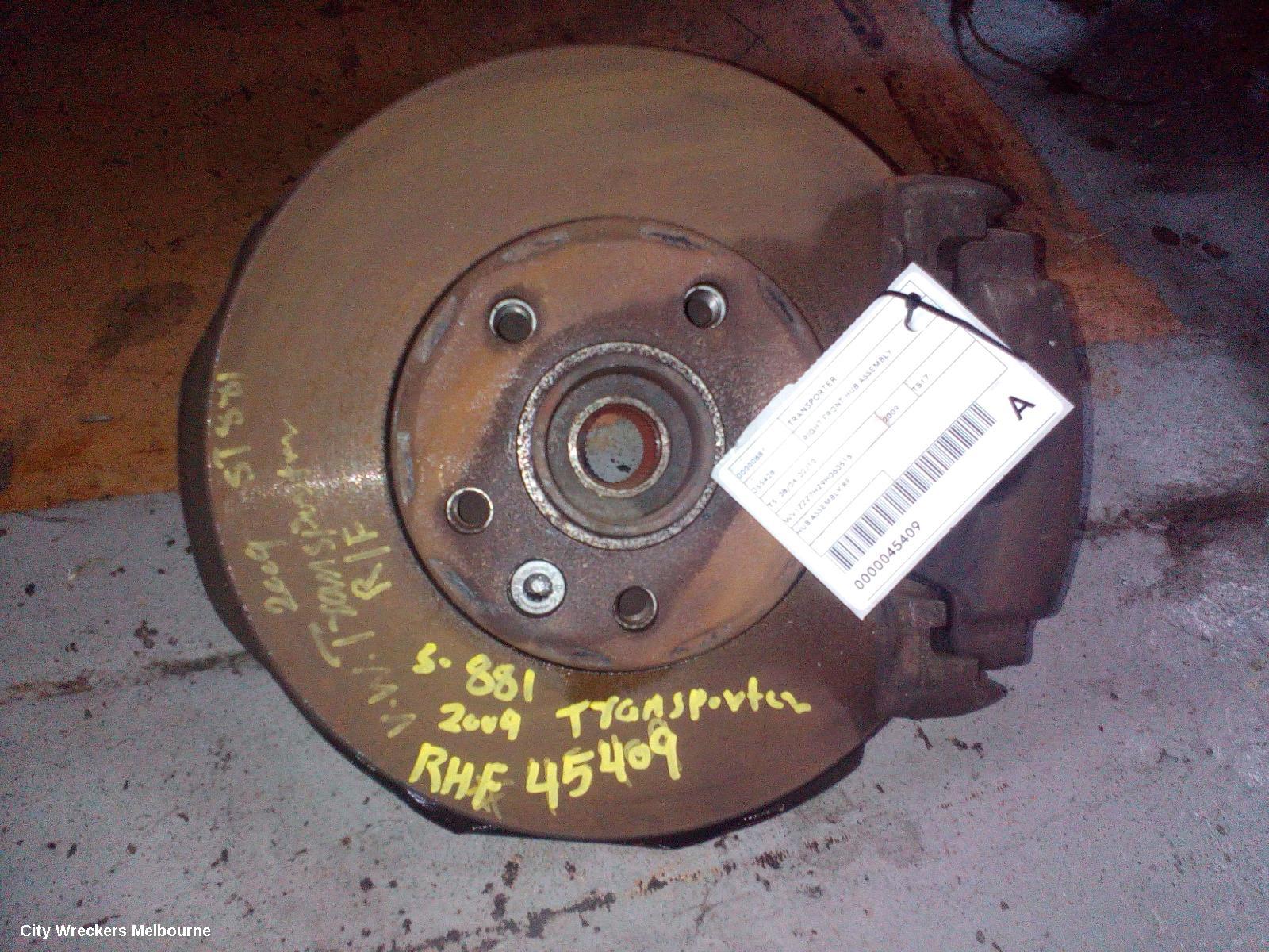 VOLKSWAGEN TRANSPORTER RIGHT FRONT HUB ASSEMBLY, T5, 08/2004 - 02/2010