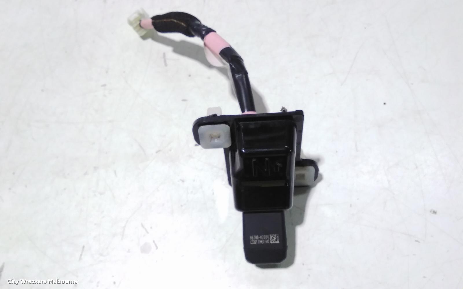 TOYOTA RAV4 REVERSE CAMERA, REVERSE CAMERA, XA40, 12/2012 - 11/2018