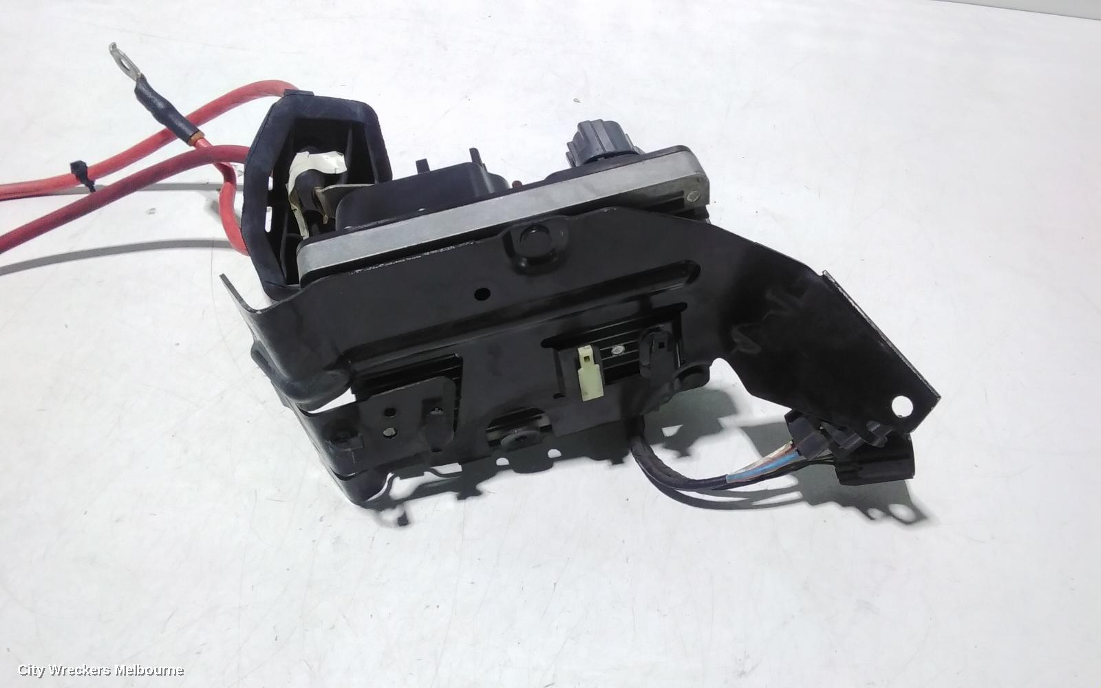 LAND ROVER RANGEROVER EVOQUE, L538, 11/2011 - 01/2019, EJ32-14F70-AA  POWER SUPPLY MODULE: : 104676