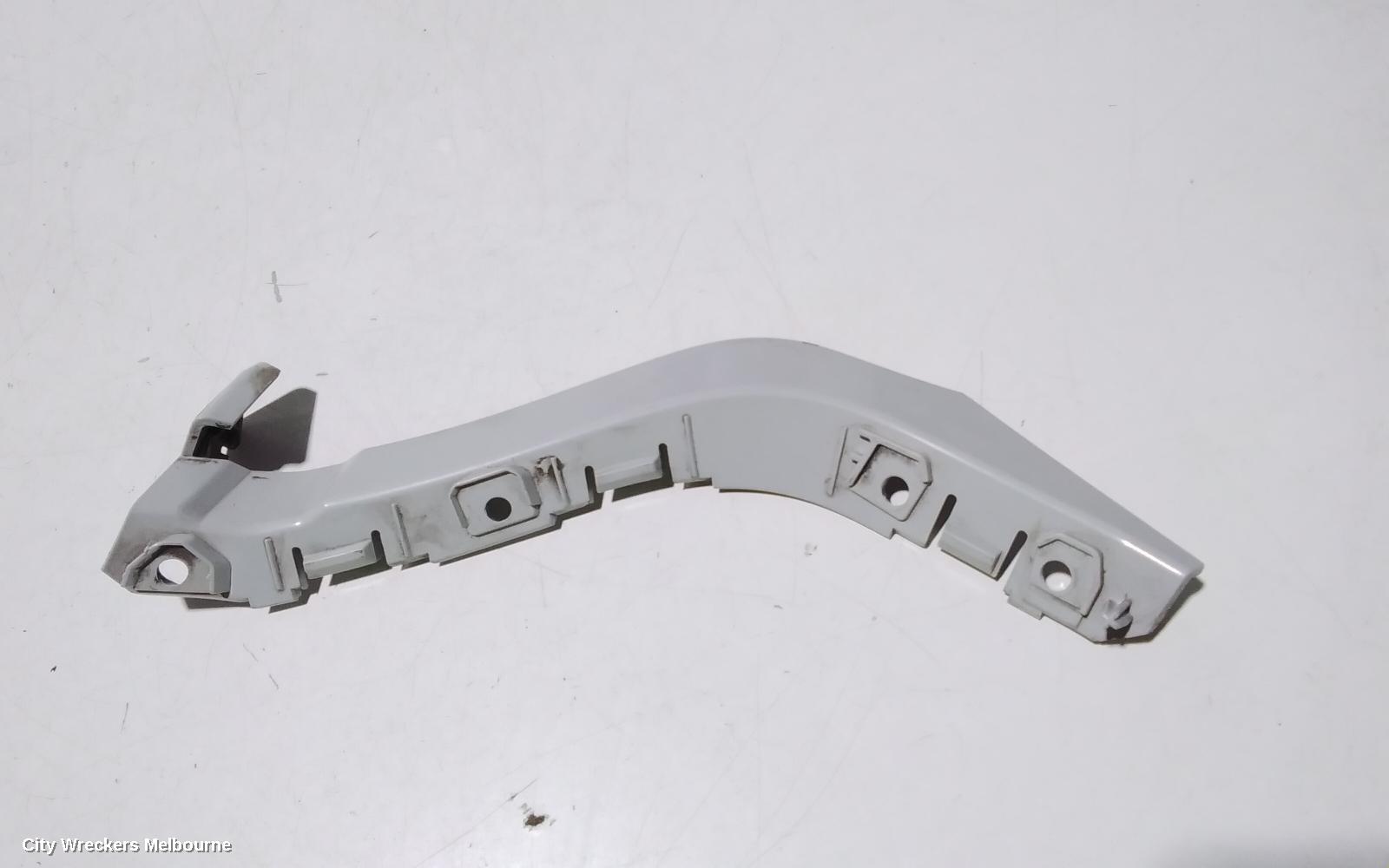 LAND ROVER RANGEROVER EVOQUE, L538, 11/2011 - 01/2019, LHR BAR BRAKET: 104711