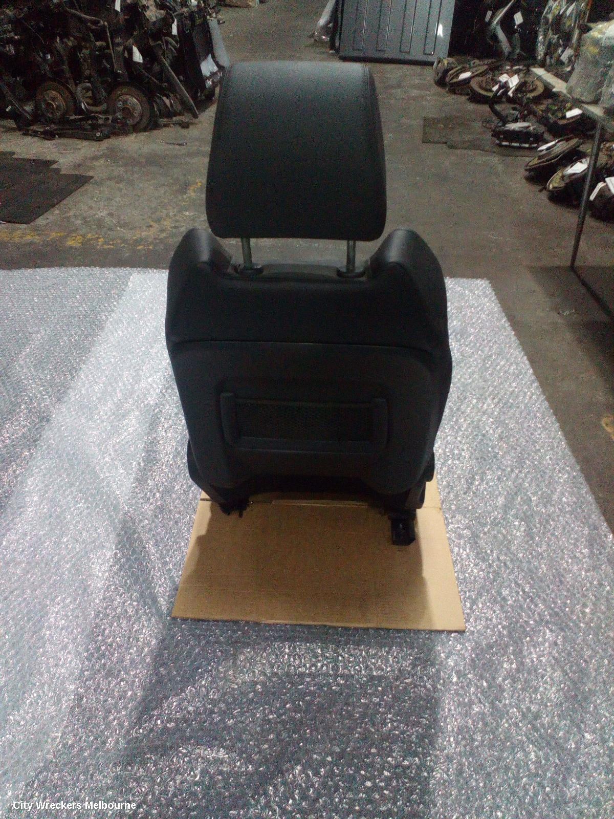 LAND ROVER RANGEROVER EVOQUE FRONT SEAT, RH FRONT, 5DR WAGON, LEATHER, BLACK, L538, 11/2011 - 01/2019