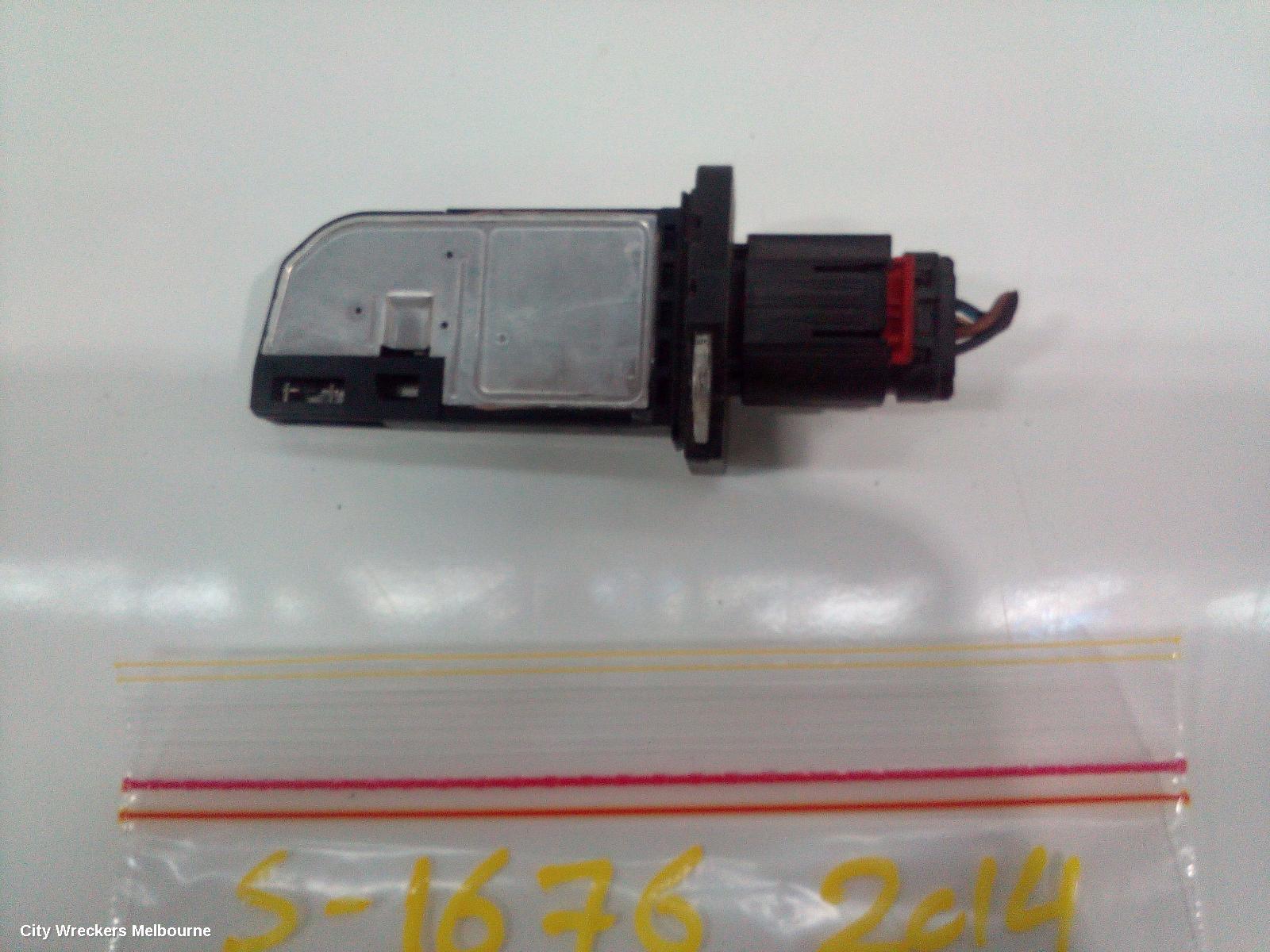LAND ROVER RANGEROVER EVOQUE AIR FLOW METER, 2.2, DIESEL, L538, 11/2011 - 08/2015