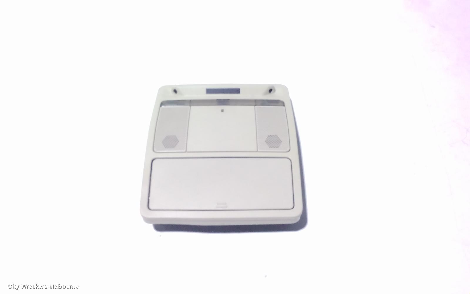 LAND ROVER RANGEROVER EVOQUE COURTESY LIGHT, FRONT (CENTRE), W/ SUNROOF CONTROLS, L538, 11/2011 - 01/2019