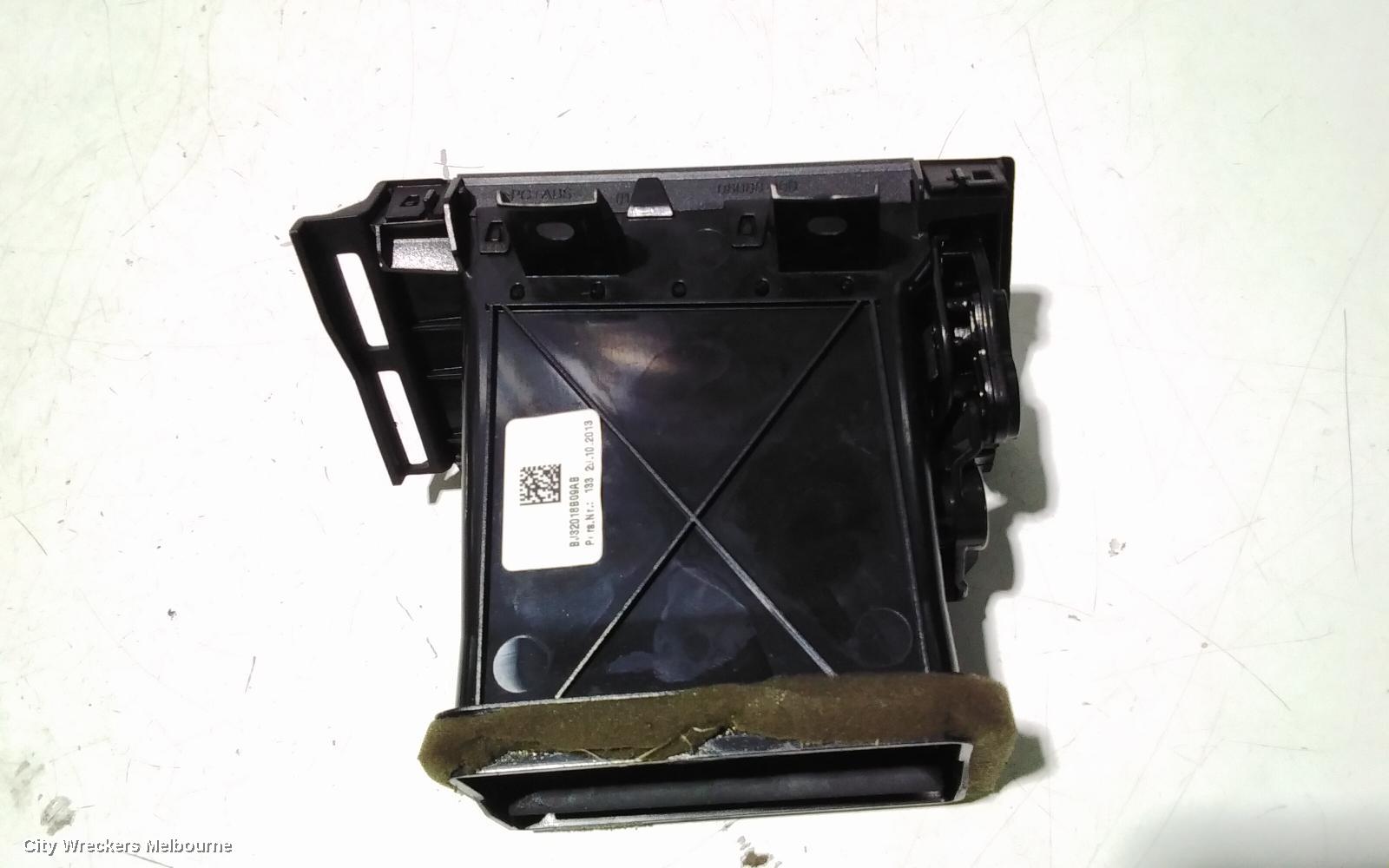 LAND ROVER RANGEROVER EVOQUE, L538, 11/2011 - 01/2019, RH AIRVENT: 104732