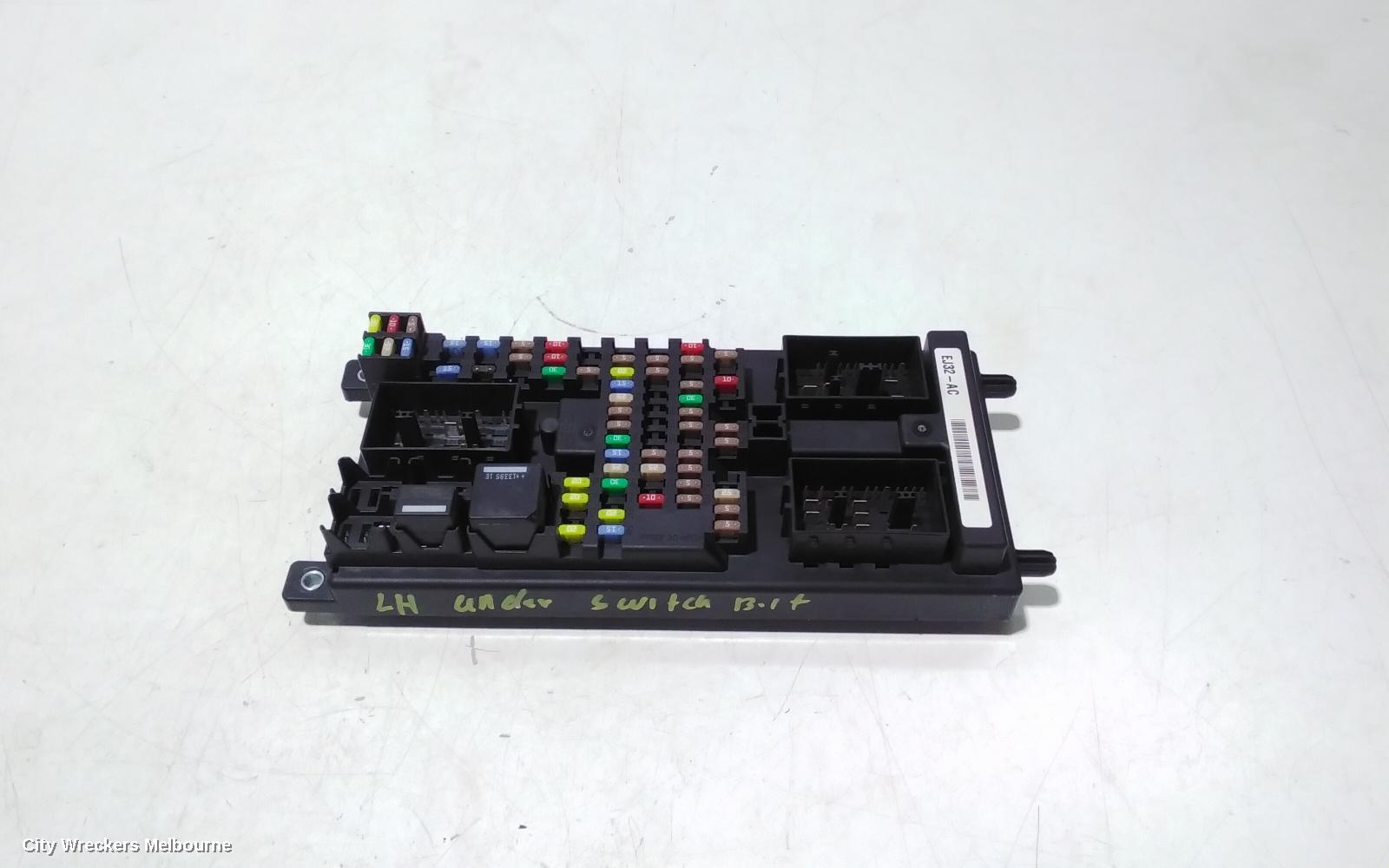 LAND ROVER RANGEROVER EVOQUE FUSE BOX, UNDER DASH, L538, 11/2011 - 01/2019