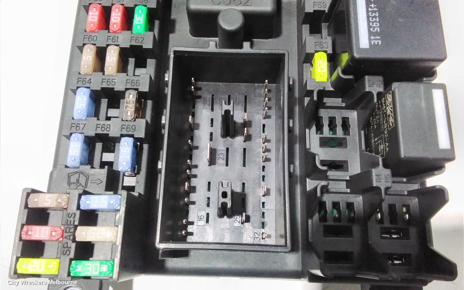 LAND ROVER RANGEROVER EVOQUE FUSE BOX, UNDER DASH, L538, 11/2011 - 01/2019
