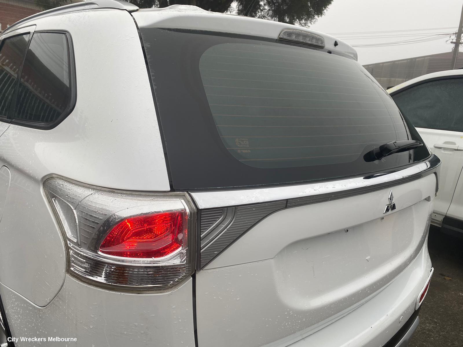 MITSUBISHI OUTLANDER ROOF RAIL