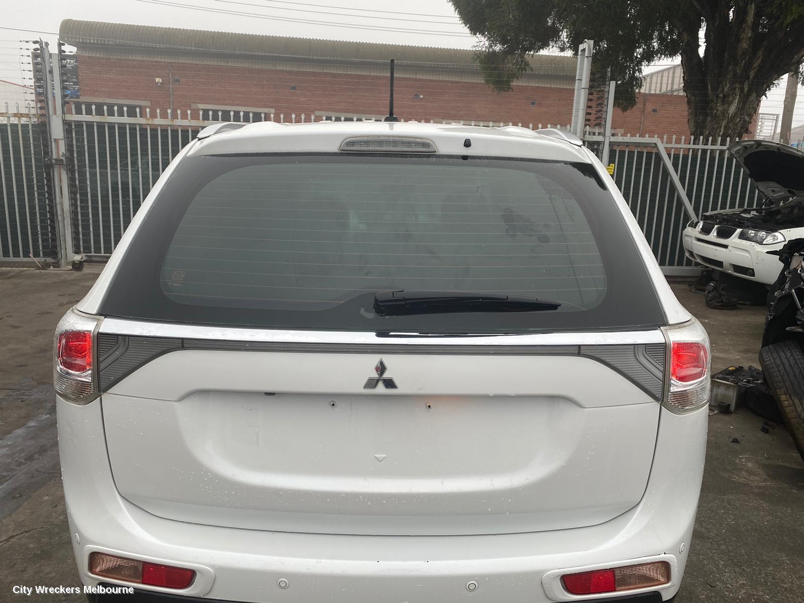 MITSUBISHI OUTLANDER ROOF RAIL