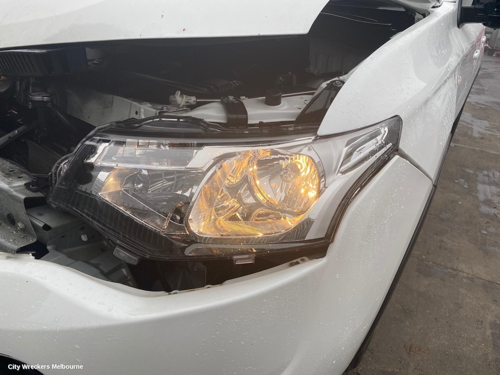 MITSUBISHI OUTLANDER ROOF RAIL