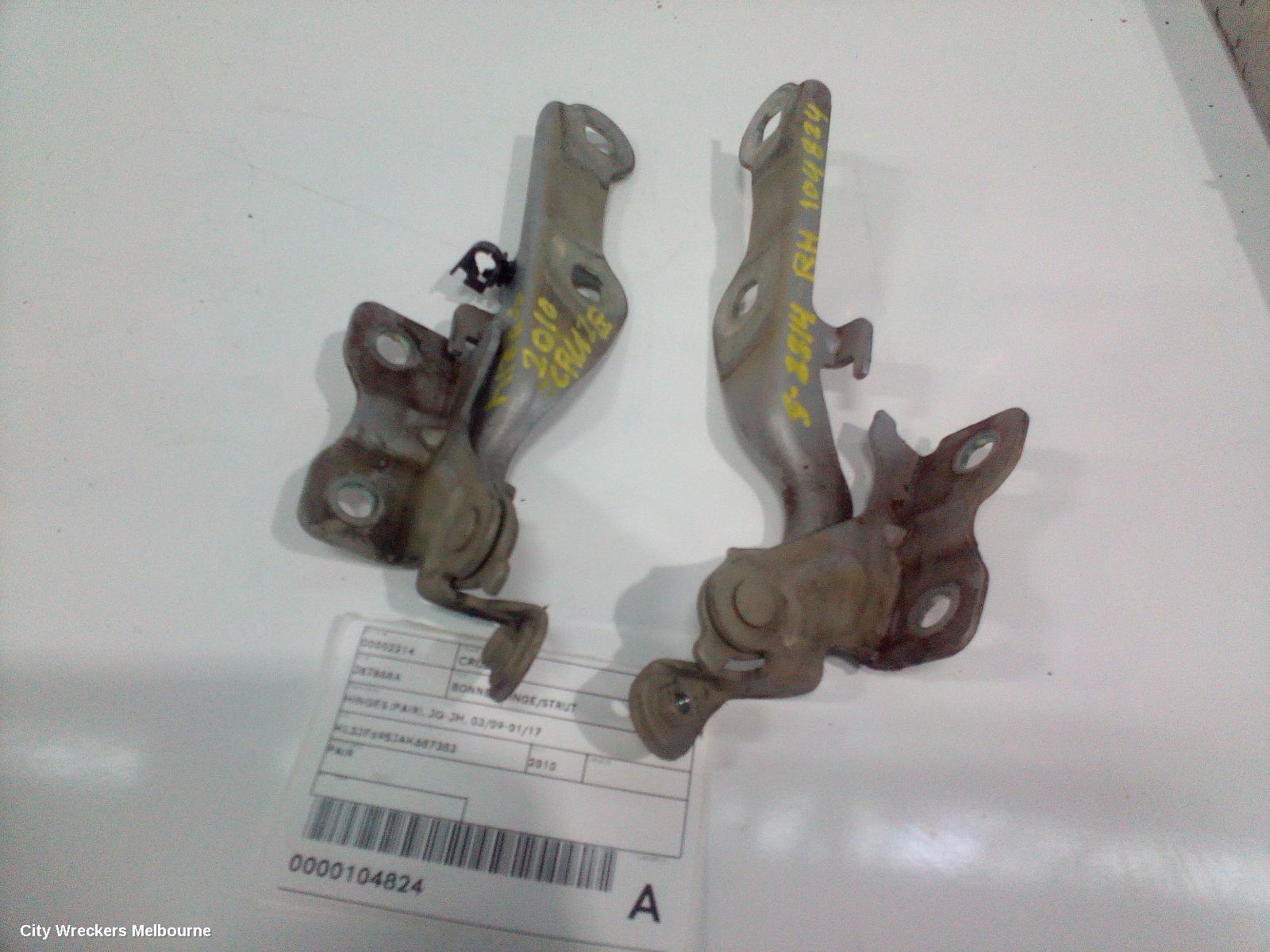HOLDEN CRUZE BONNET HINGE/STRUT, HINGES (PAIR), JG-JH, 03/2009 - 01/2017