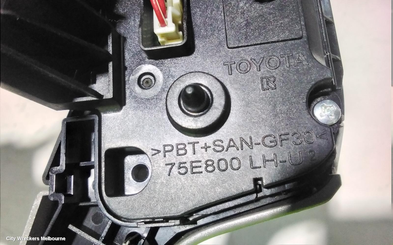 TOYOTA KLUGER, XU50 SERIES, 03/2014 - 02/2021, 75E800  STEERING WHEEL LOWER BEZEL TRIM: 104851