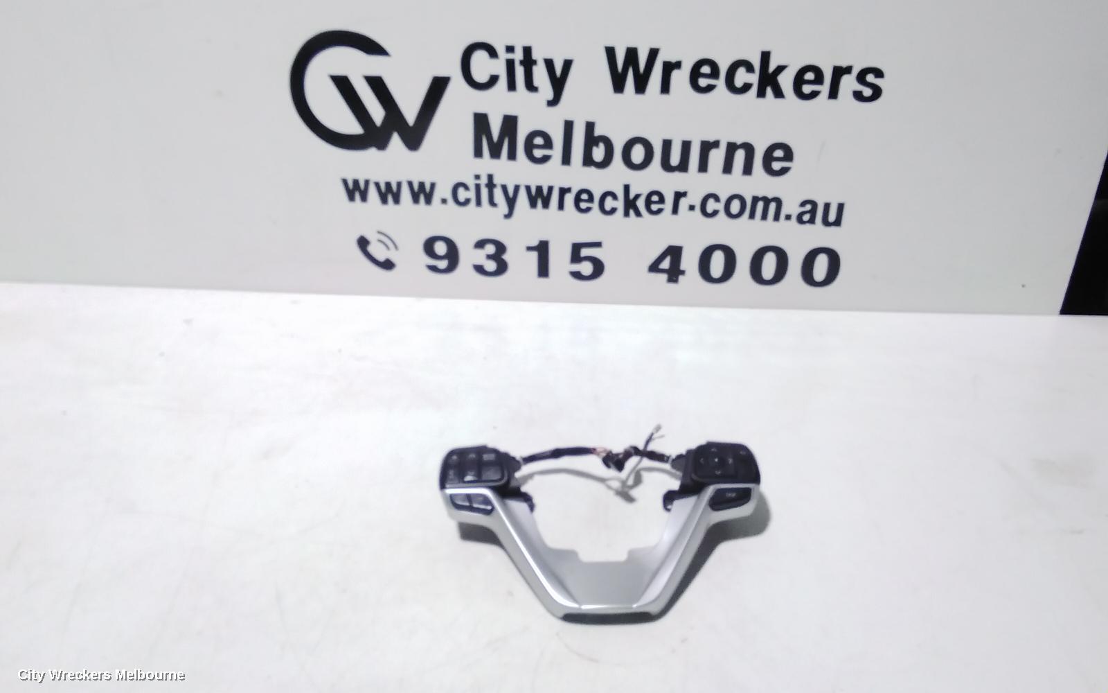 TOYOTA KLUGER, XU50 SERIES, 03/2014 - 02/2021, 75E800  STEERING WHEEL LOWER BEZEL TRIM: 104851