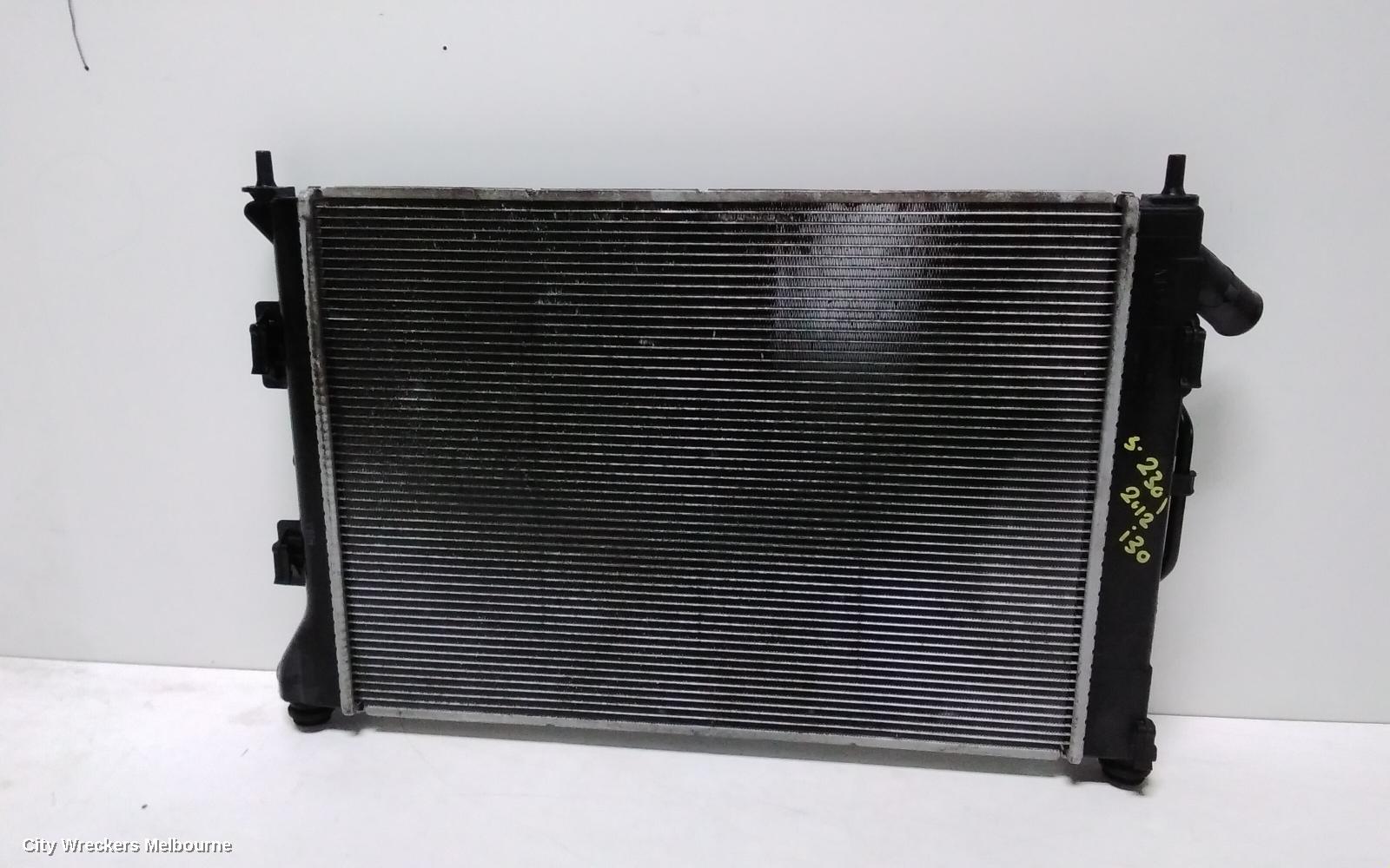 HYUNDAI I30 RADIATOR, AUTO, 1.8/2.0, PETROL, GD, 03/2012 - 03/2015