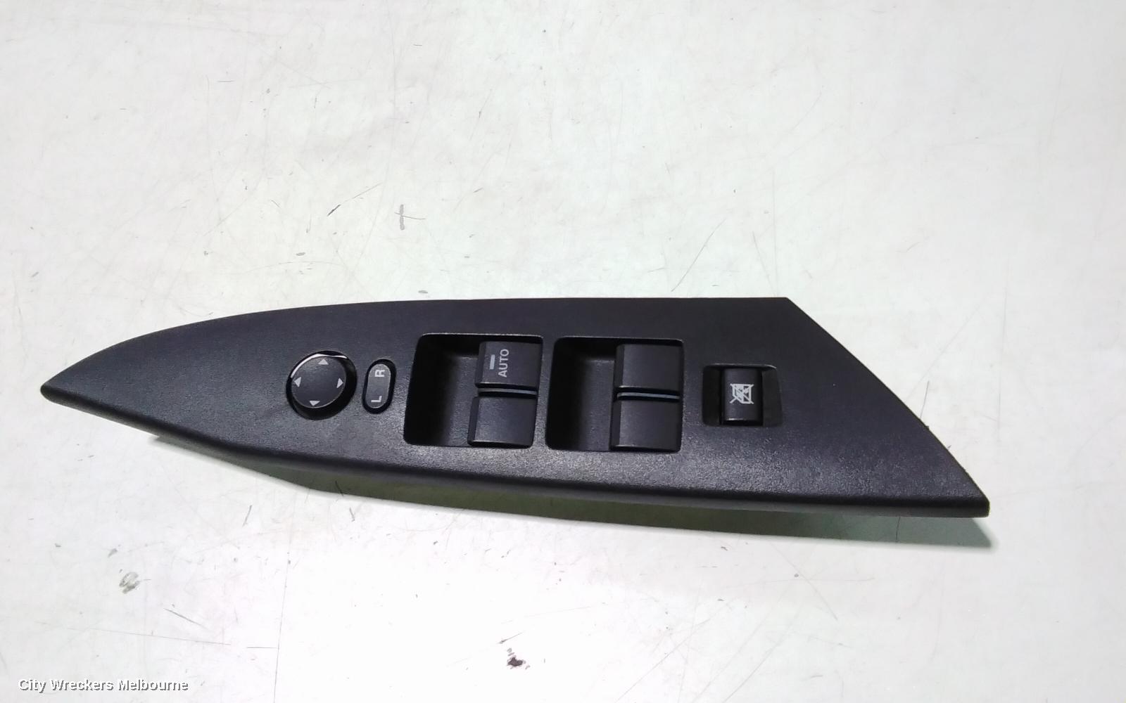 MAZDA 3 PWR DR WIND SWITCH, RH FRONT (MASTER SWITCH), NON FOLDING TYPE, BL, 04/2009 - 10/2013