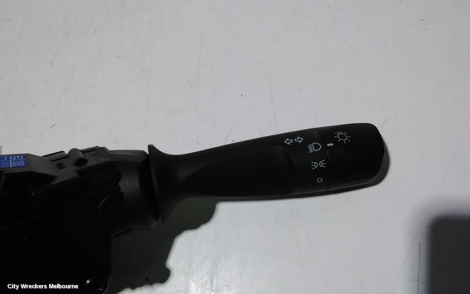 TOYOTA RAV4 COMBINATION SWITCH, FLASHER SWITCH, NON FOGLAMP TYPE, XA40, 12/2012 - 11/2018
