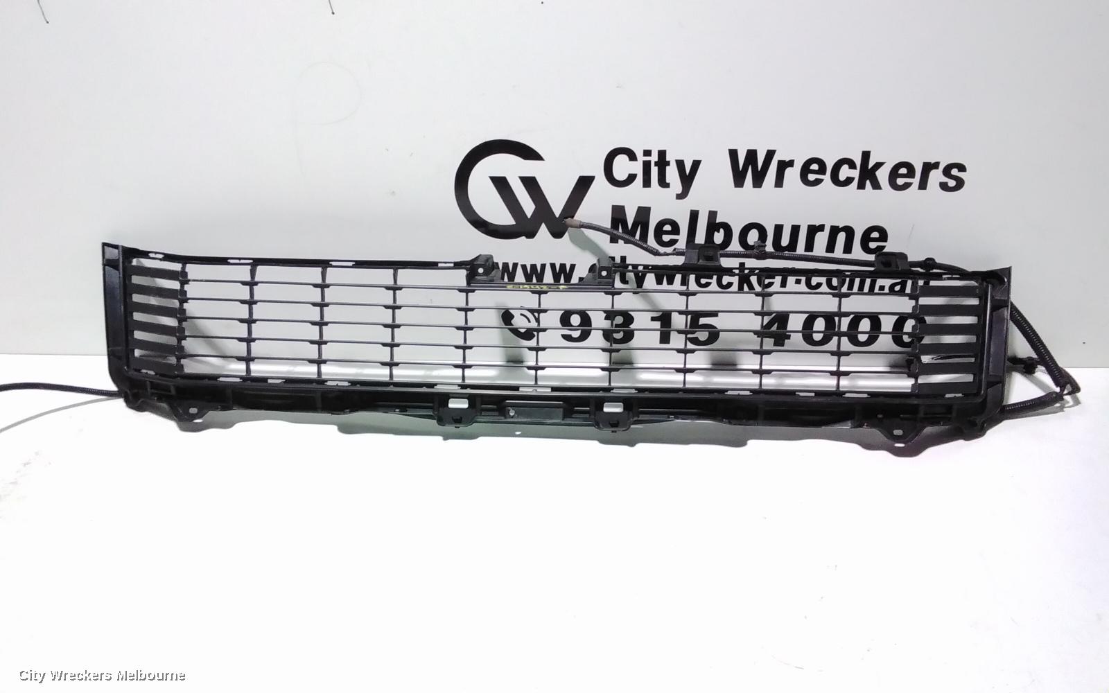 TOYOTA HIACE GRILLE, 300 SERIES, BUMPER GRILLE (LOWER), 02/2019 ONWARDS