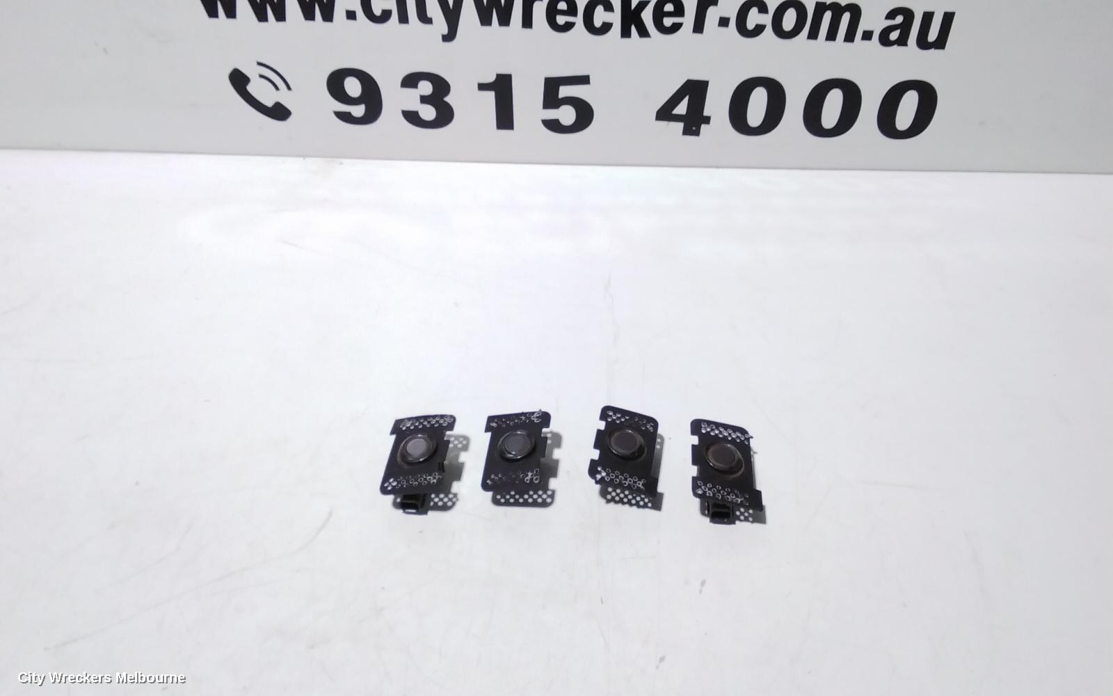 JEEP GRANDCHEROKEE, WK, 10/2010 - 02/2022, CRUSH SENSORS: 104916