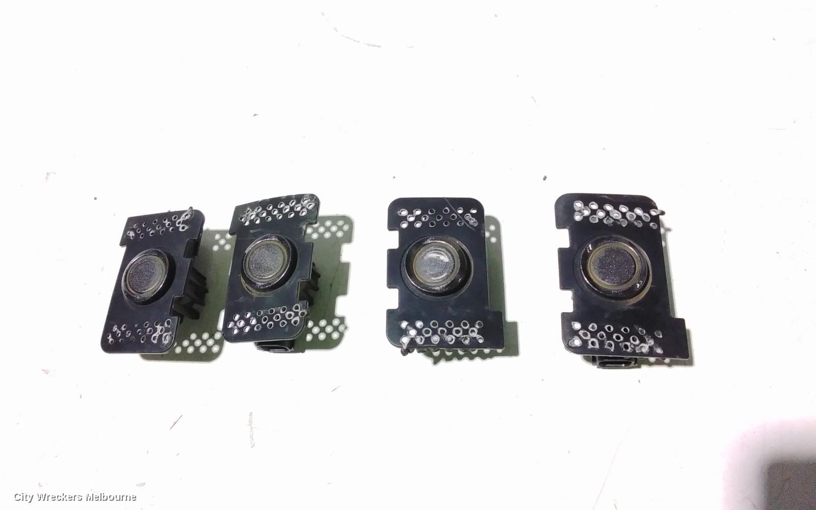JEEP GRANDCHEROKEE, WK, 10/2010 - 02/2022, CRUSH SENSORS: 104916