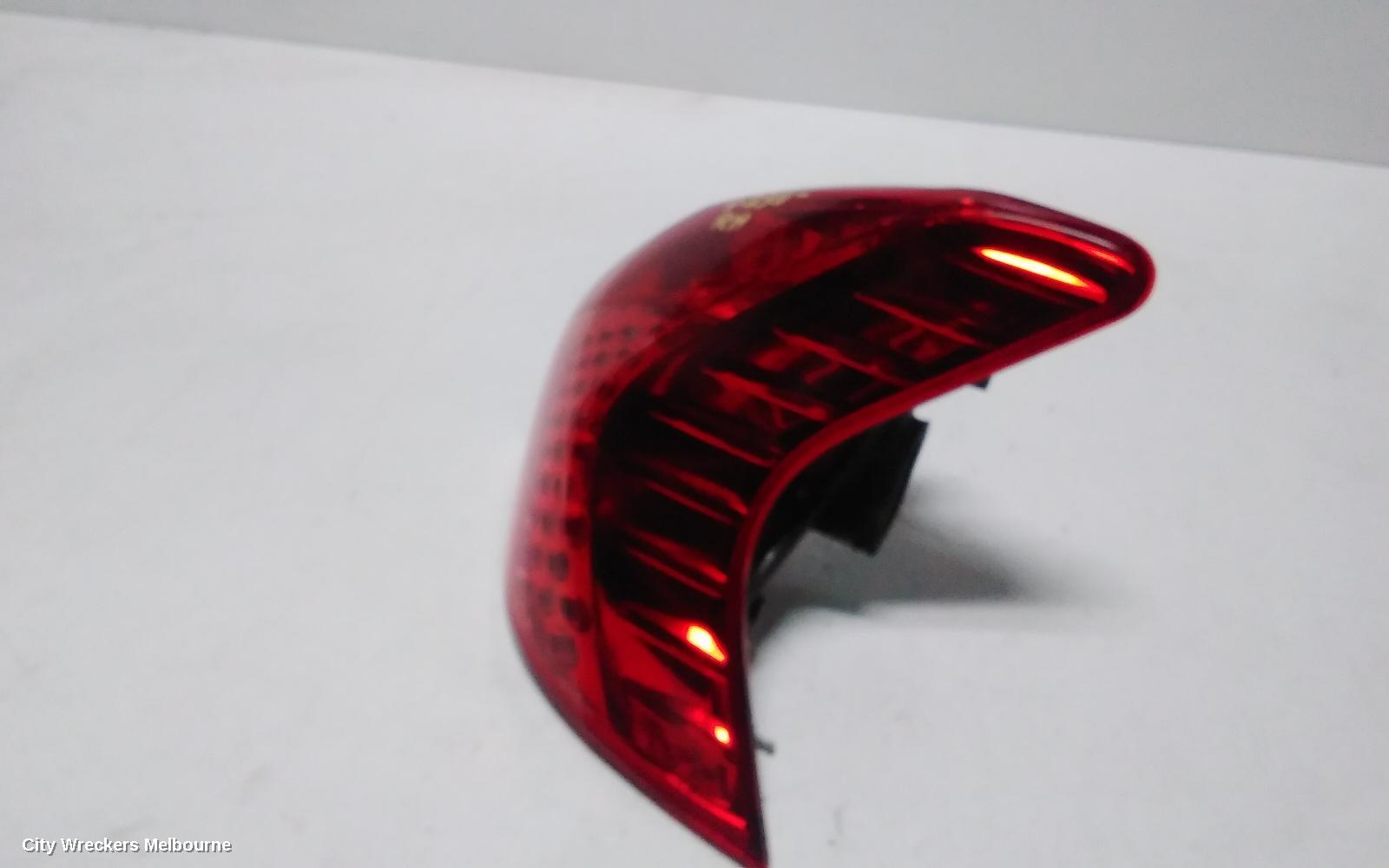 PEUGEOT 3008 RIGHT TAILLIGHT, T8, IN BODY, 05/2010 - 12/2014