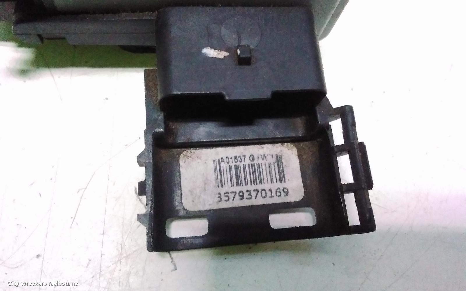 PEUGEOT 3008 DOOR/BOOT/GATE LOCK, RIGHT FRONT DOOR LOCK, T8, 05/2010 - 10/2016