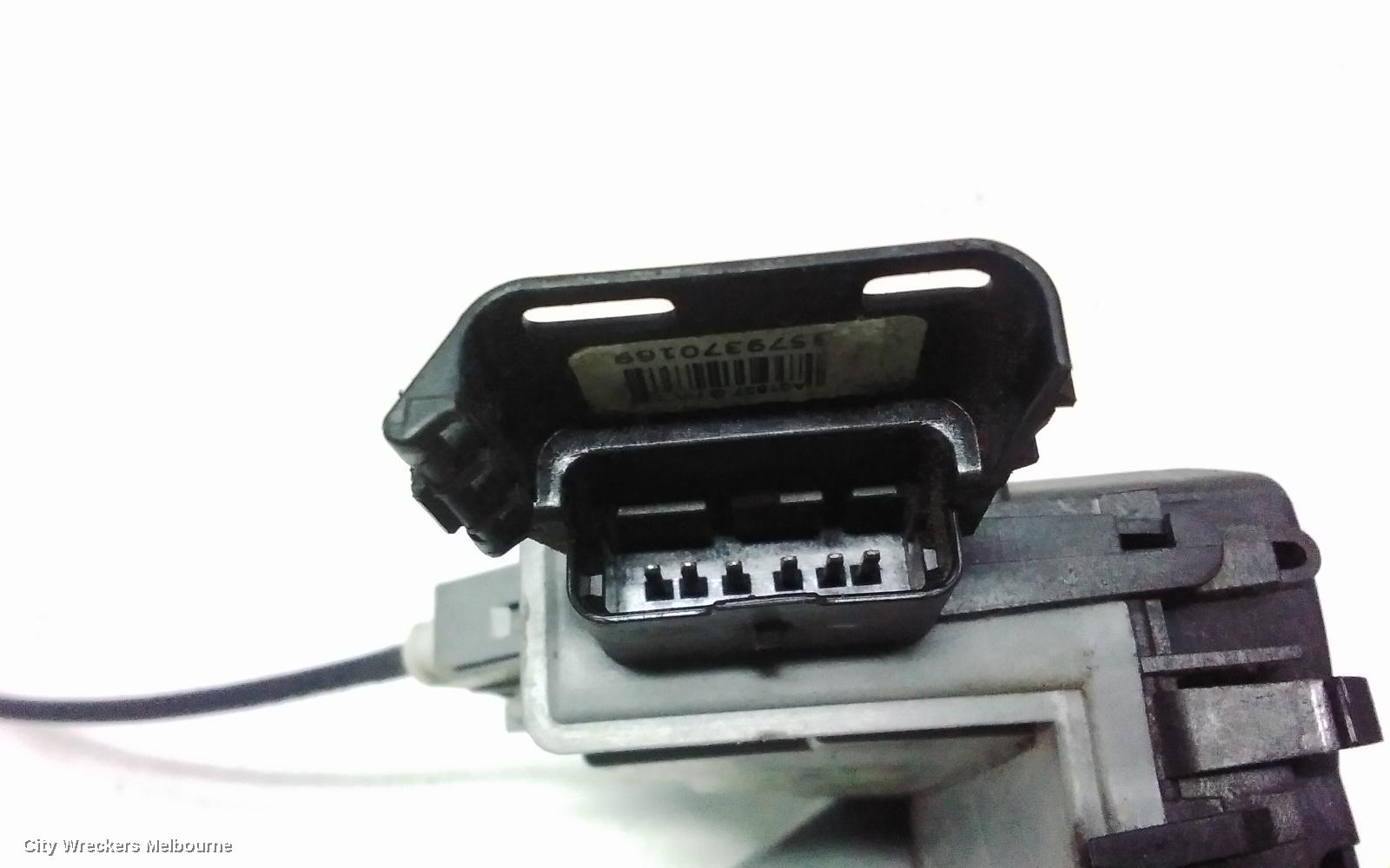 PEUGEOT 3008 DOOR/BOOT/GATE LOCK, RIGHT FRONT DOOR LOCK, T8, 05/2010 - 10/2016