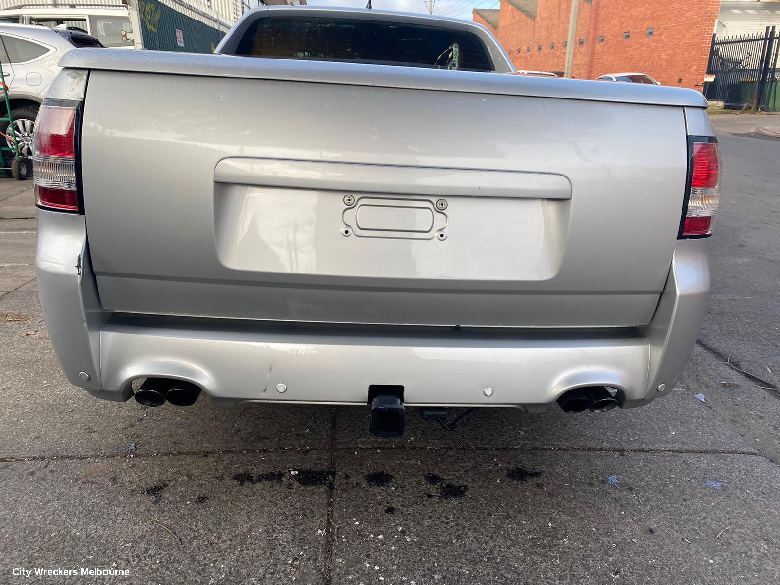 HOLDEN COMMODORE ENGINE COVER, 3.6, LY7, VE, 08/2006 - 04/2013
