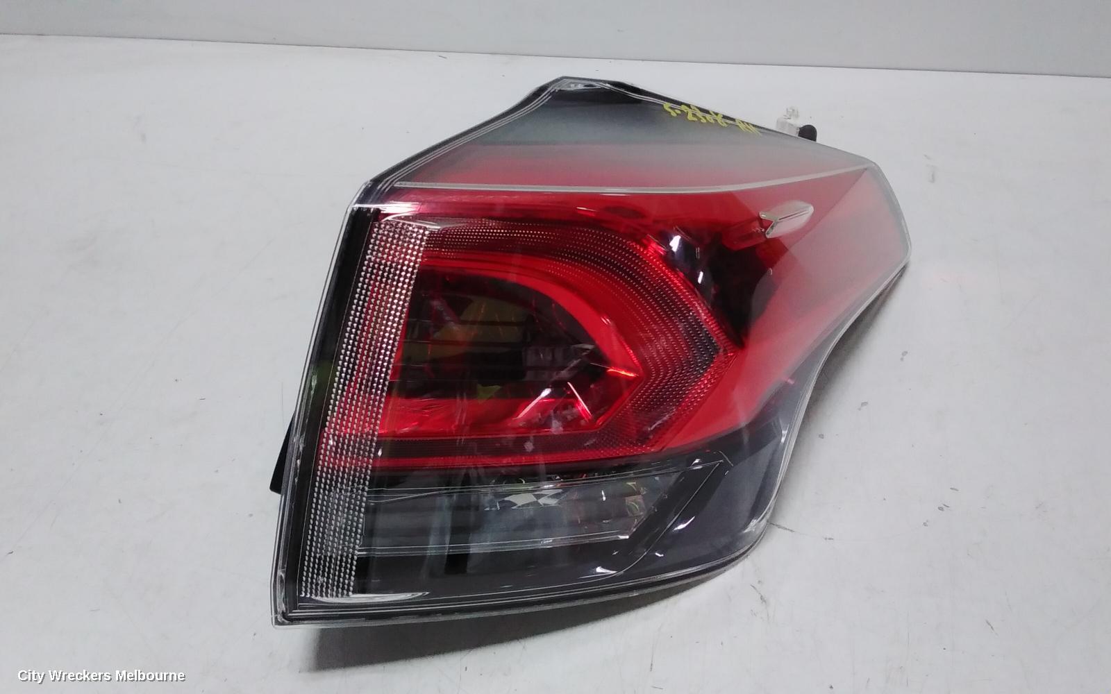 TOYOTA RAV4 RIGHT TAILLIGHT, IN BODY, XA40, 10/2015 - 11/2018