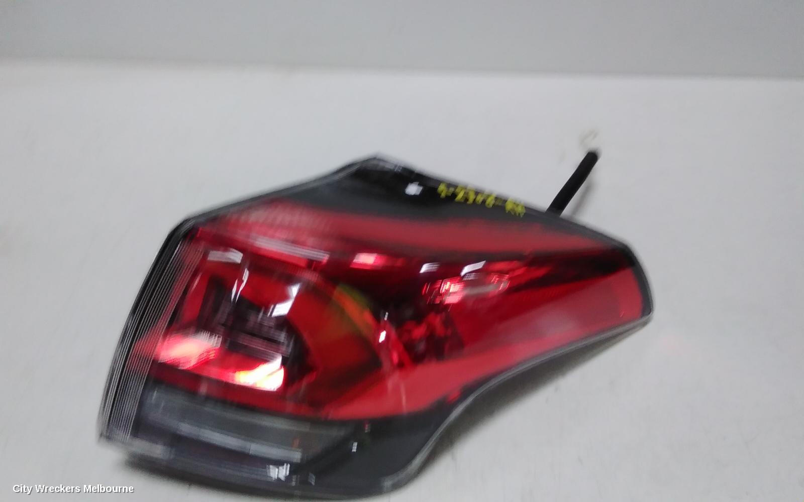 TOYOTA RAV4 RIGHT TAILLIGHT, IN BODY, XA40, 10/2015 - 11/2018