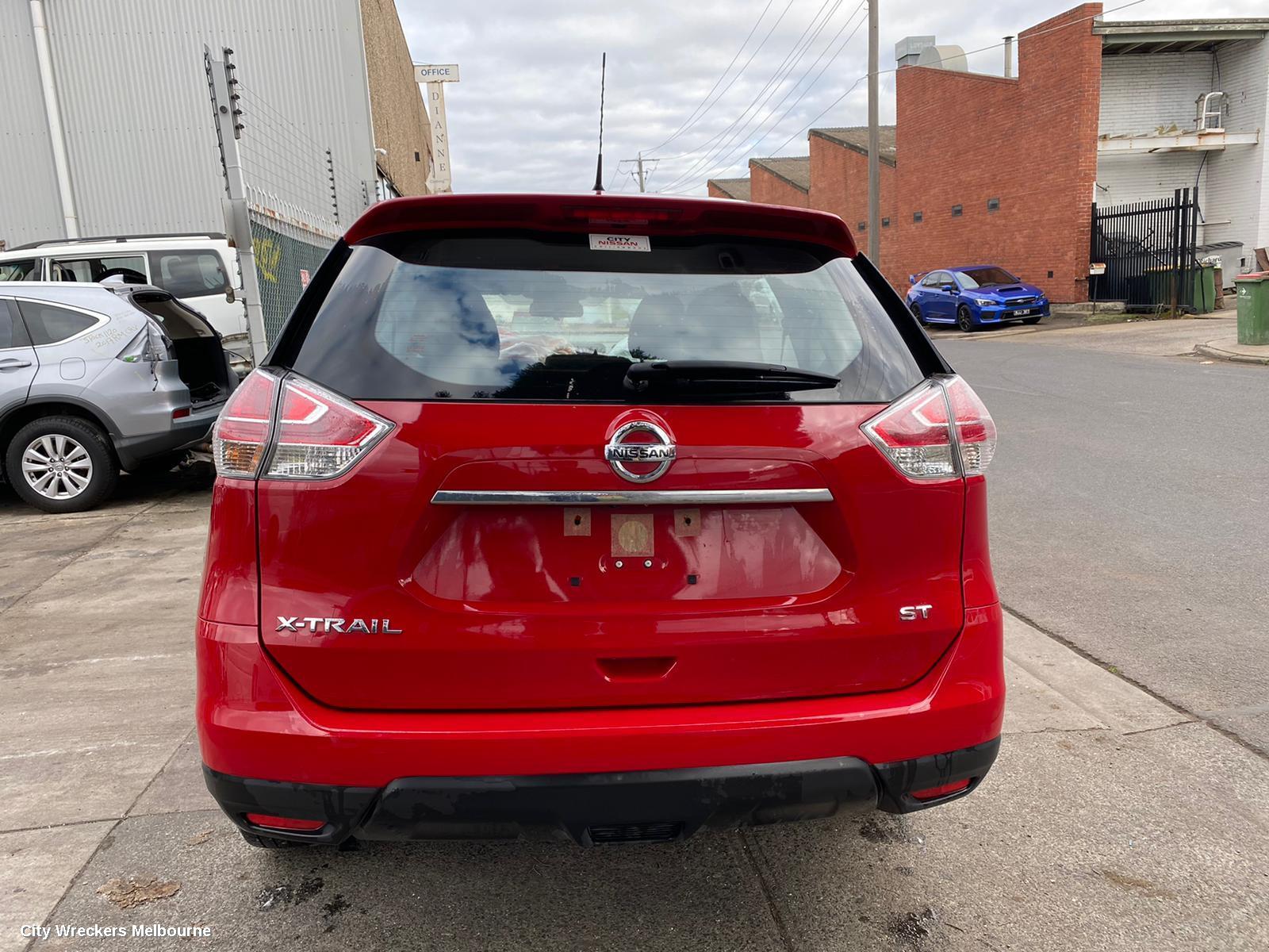 NISSAN XTRAIL LEFT FRONT DOOR WINDOW, T32, 02/2014 ONWARDS