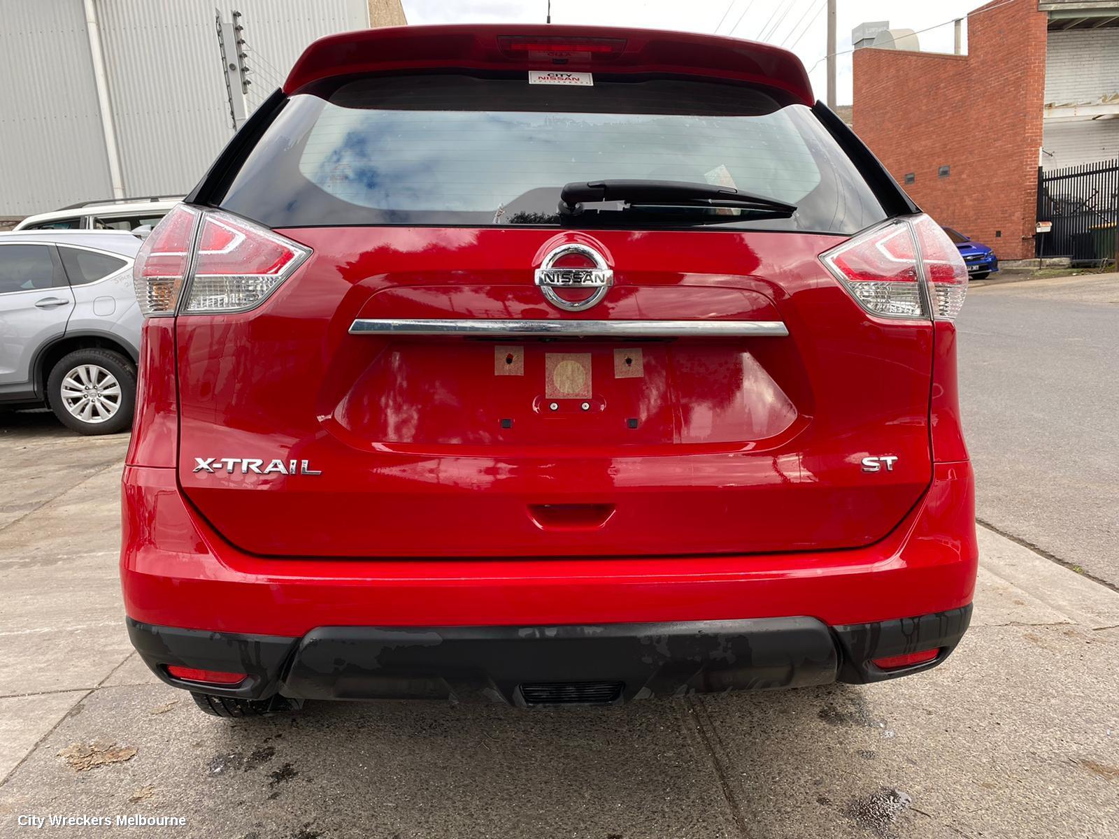 NISSAN XTRAIL LEFT FRONT DOOR WINDOW, T32, 02/2014 ONWARDS