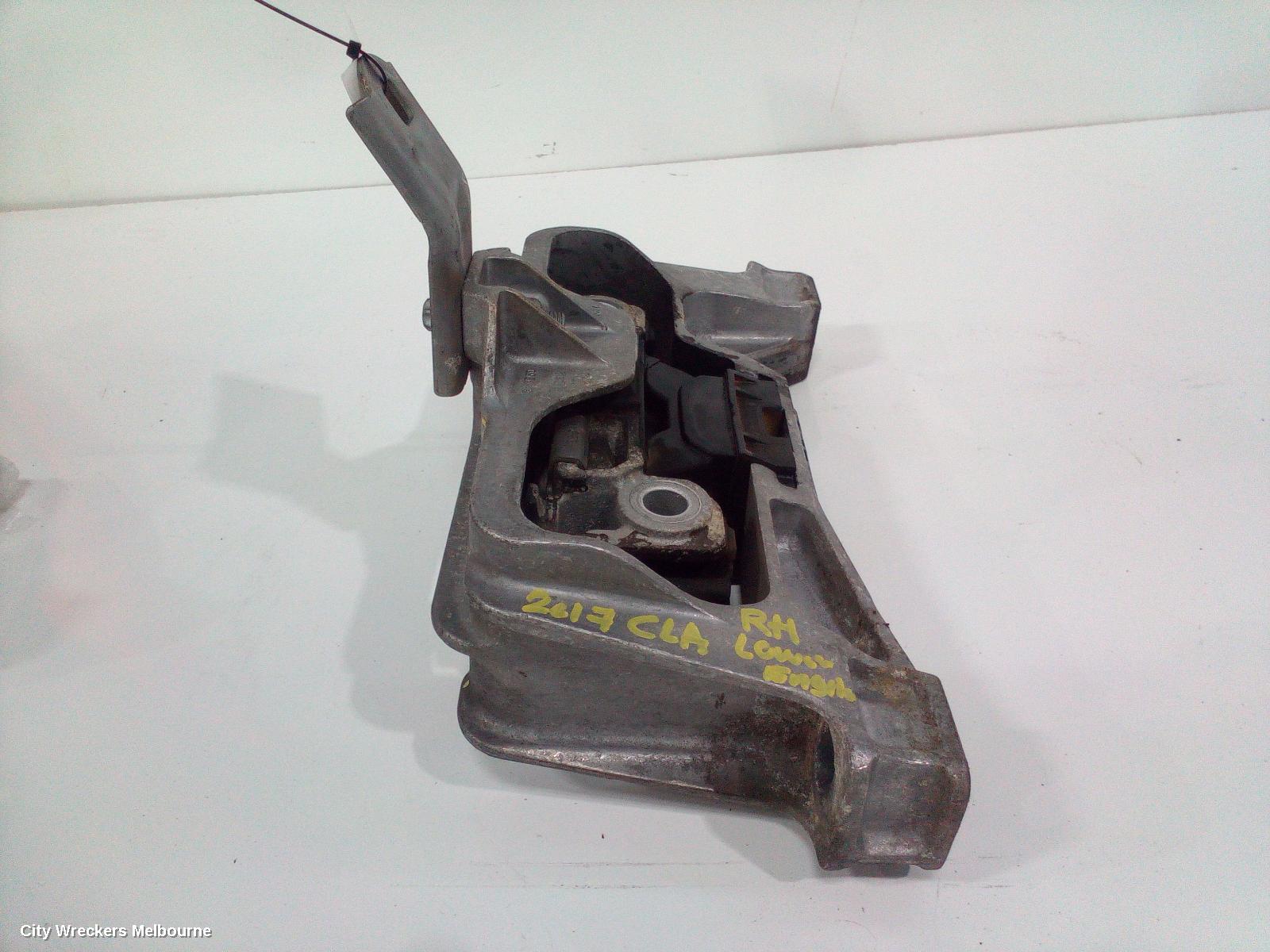 MERCEDES CLA CLASS MOUNT, ENGINE MOUNT, PETROL, 1.6, TURBO, C117/X117, CLA200, 270.910 CODE, 10/2013 - 01/2019