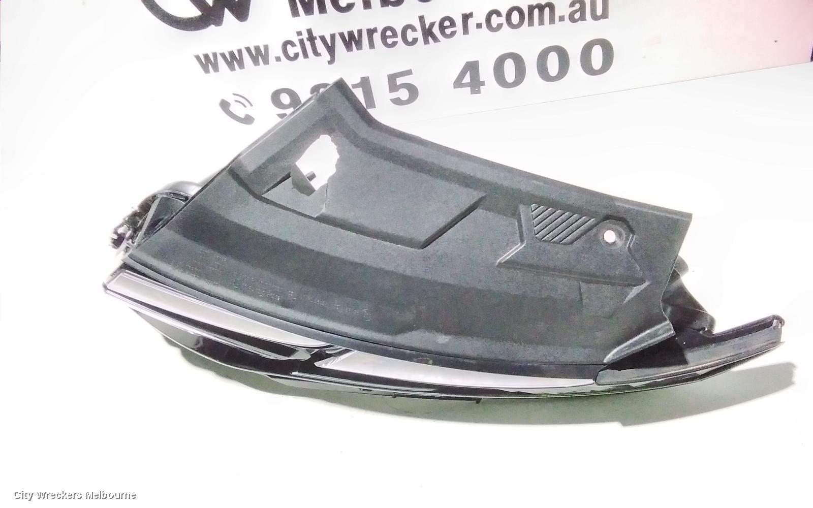 HYUNDAI TUCSON LEFT INDICATOR/FOG/SIDE, DAYTIME RUNNING LAMP, NON N LINE, NX4, 02/2021 - 01/2024