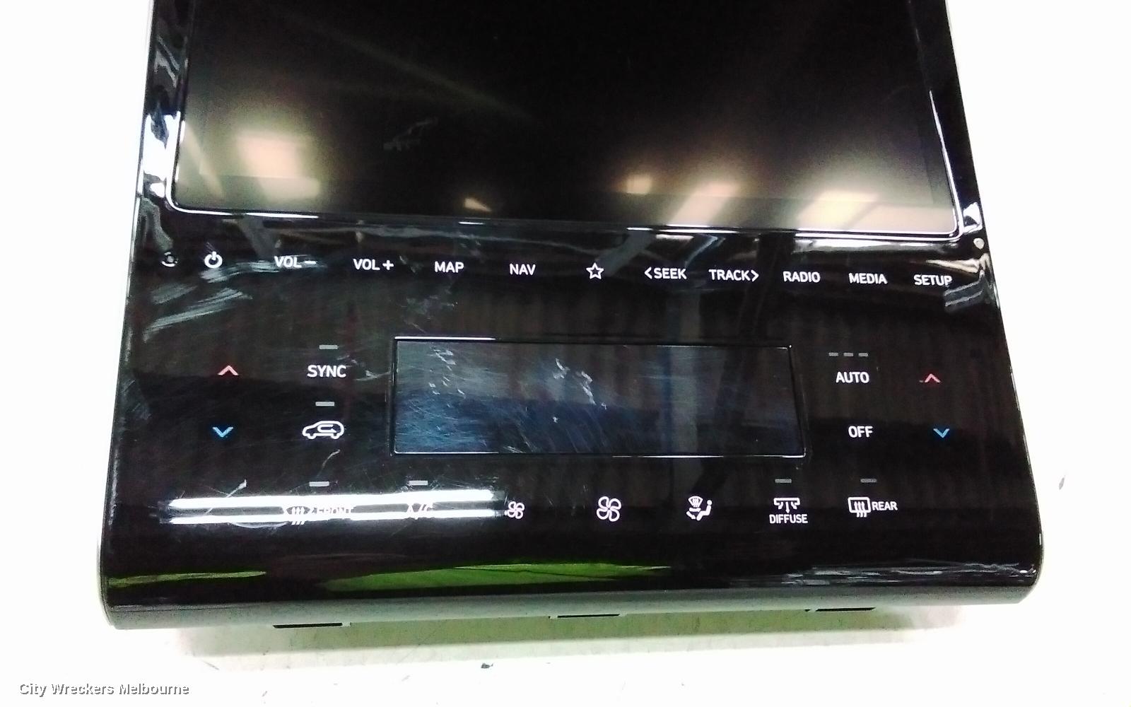 HYUNDAI TUCSON RADIO/CD/DVD/SAT/TV, FRONT DISPLAY UNIT, TOUCH SCREEN, 10.25IN, W/ SAT NAV TYPE, NX4, 02/2021 ONWARDS