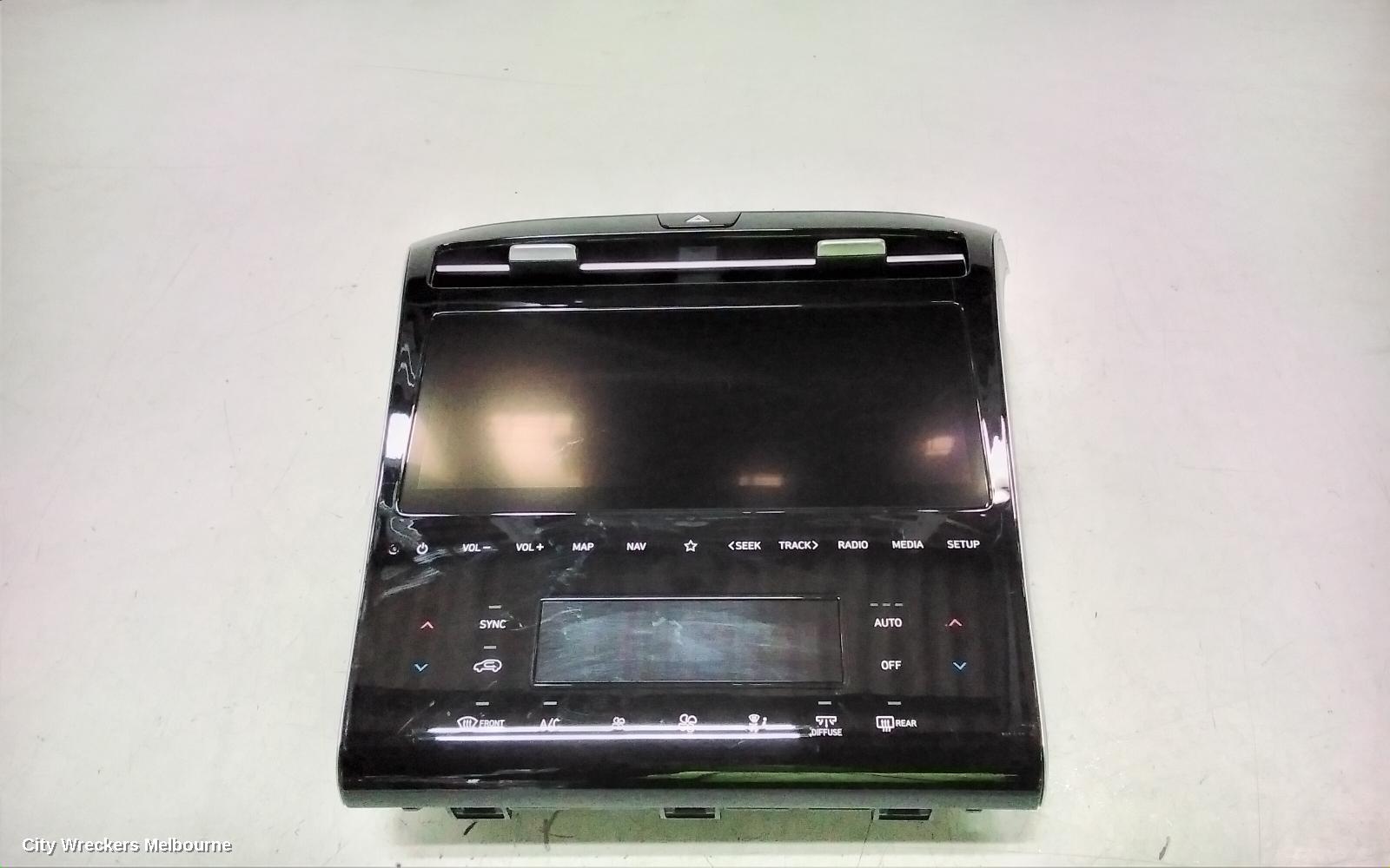 HYUNDAI TUCSON RADIO/CD/DVD/SAT/TV, FRONT DISPLAY UNIT, TOUCH SCREEN, 10.25IN, W/ SAT NAV TYPE, NX4, 02/2021 ONWARDS