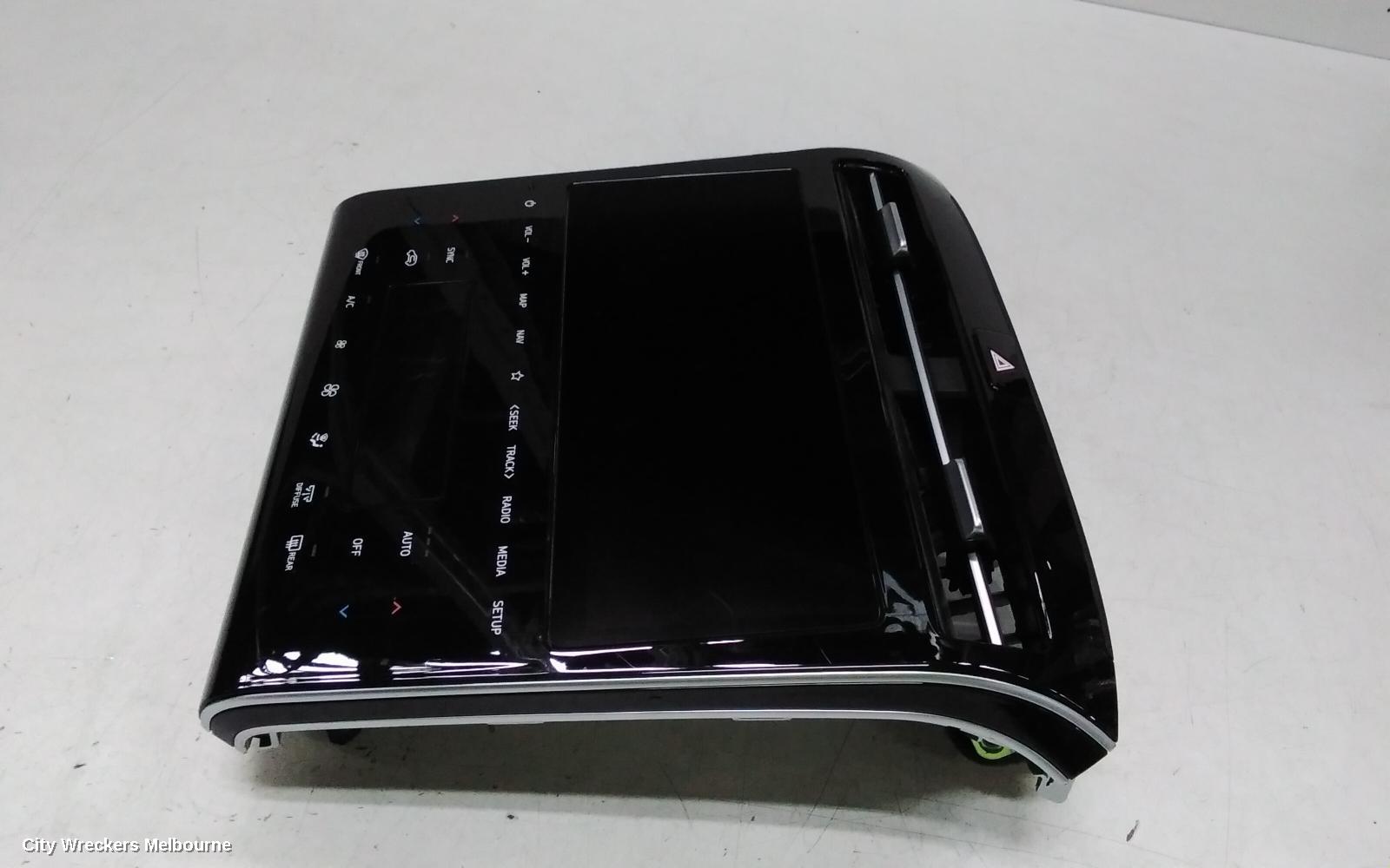 HYUNDAI TUCSON RADIO/CD/DVD/SAT/TV, FRONT DISPLAY UNIT, TOUCH SCREEN, 10.25IN, W/ SAT NAV TYPE, NX4, 02/2021 ONWARDS