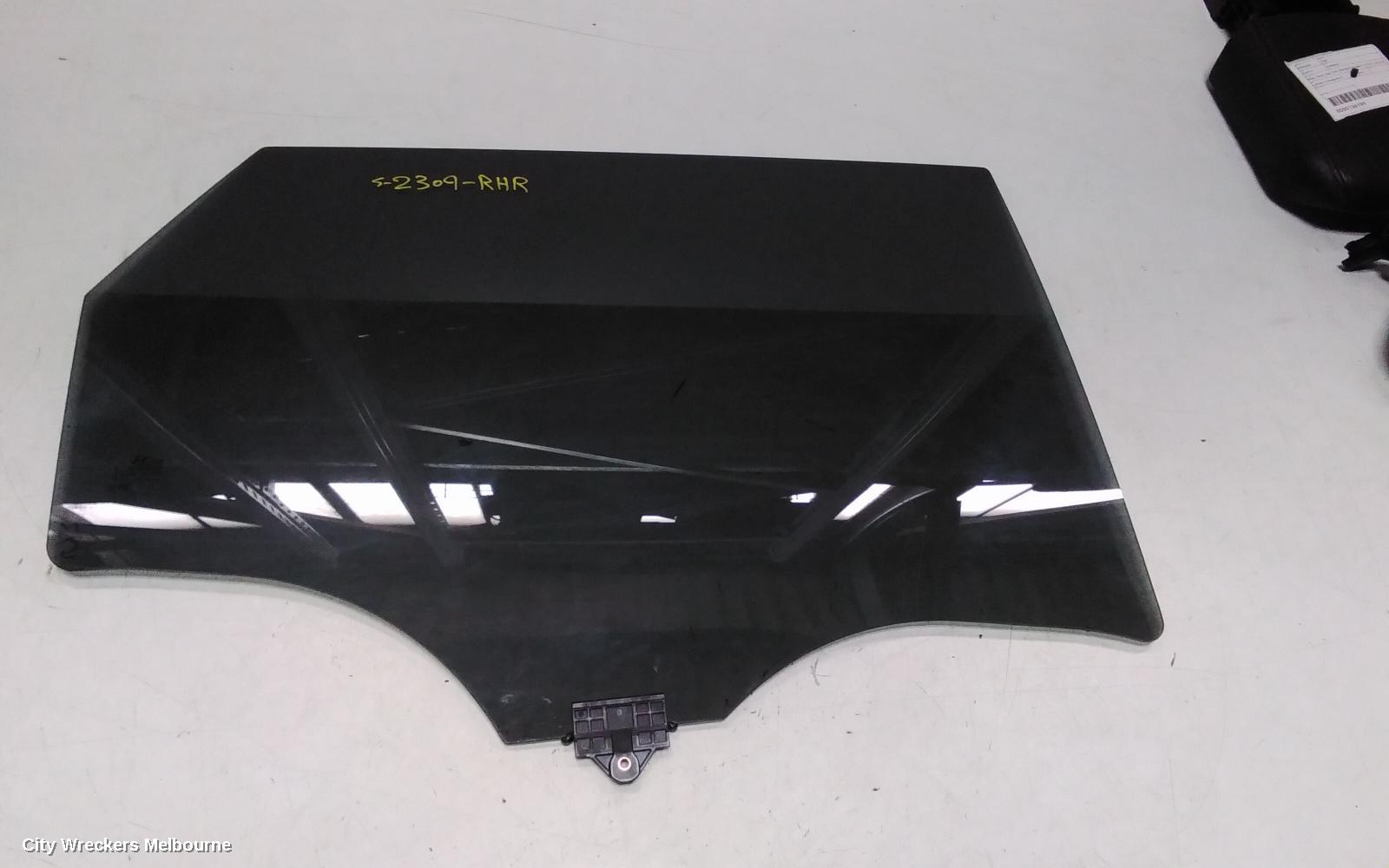HYUNDAI TUCSON RIGHT REAR DOOR WINDOW, NX4, 02/2021 ONWARDS
