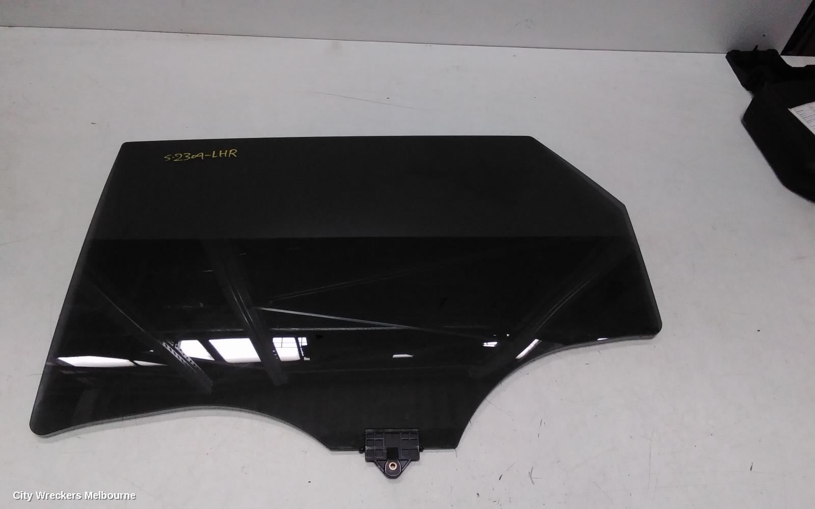 HYUNDAI TUCSON LEFT REAR DOOR WINDOW, NX4, 02/2021 ONWARDS