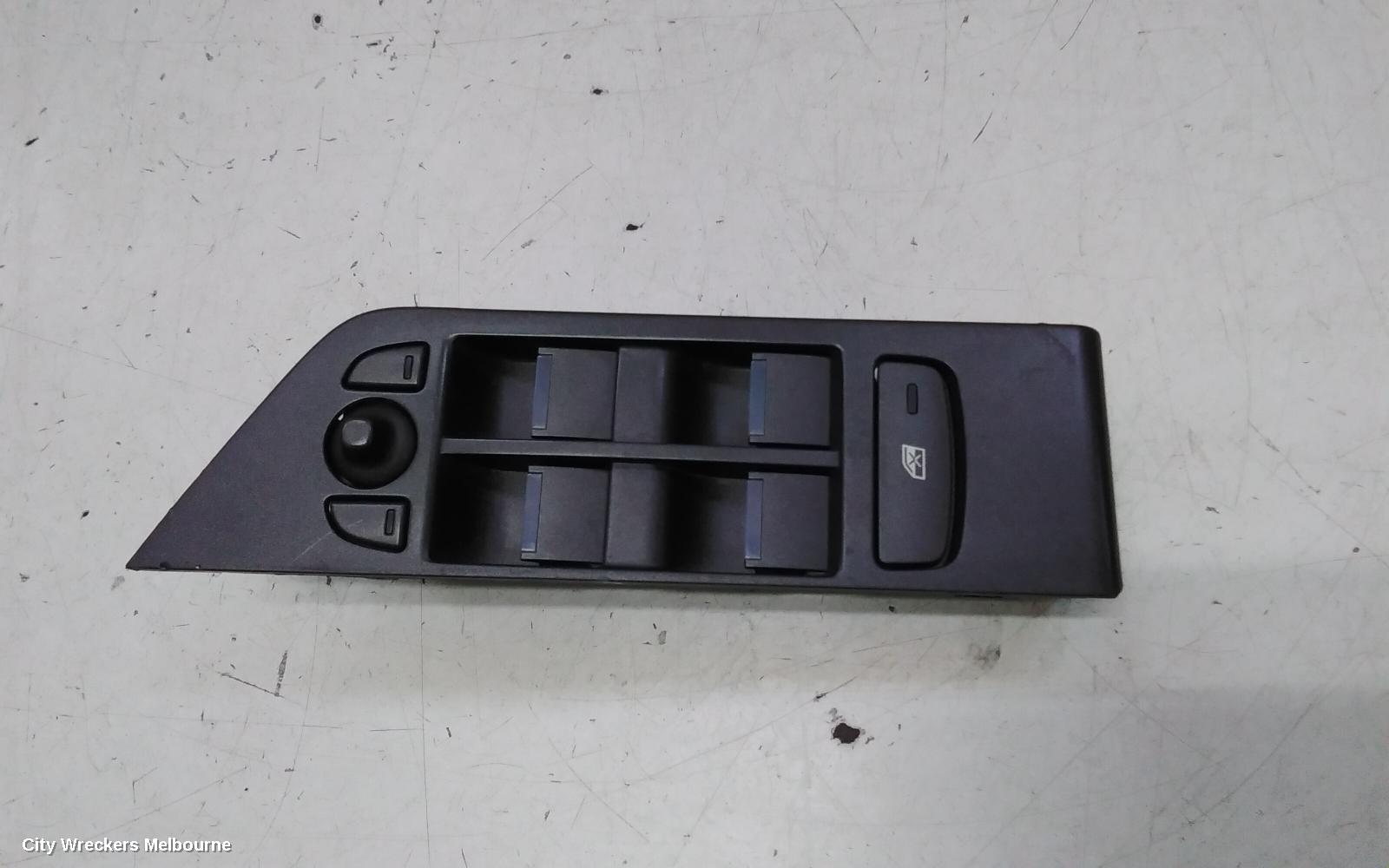 LAND ROVER RANGEROVER EVOQUE PWR DR WIND SWITCH, RH FRONT (MASTER SWITCH), L538, 5DR WAGON, 11/2011 - 01/2019